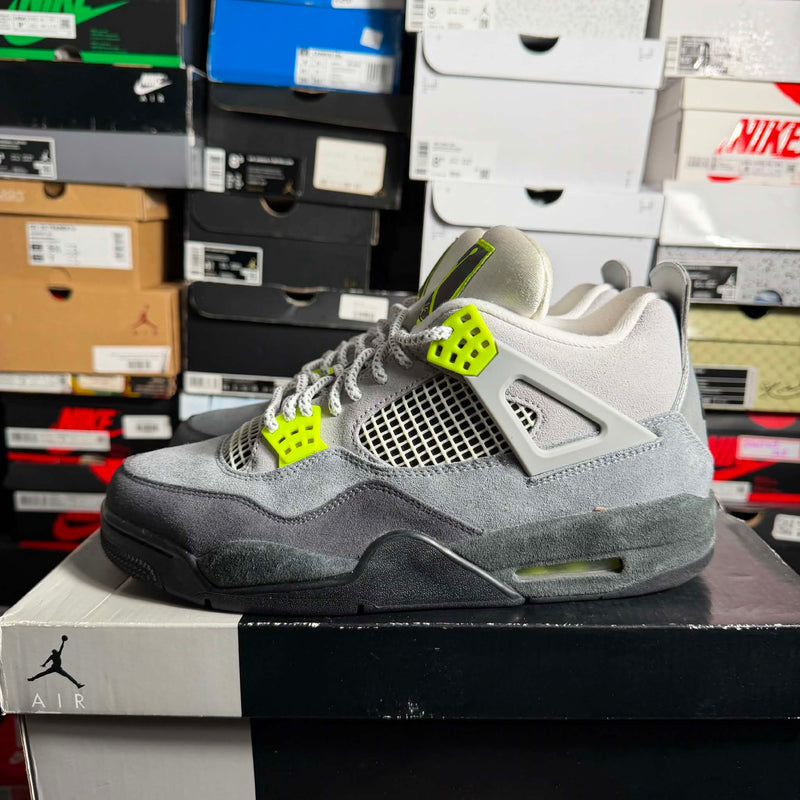 Jordan 4 Neon - Size 10 Mens - Preowned  - OG All