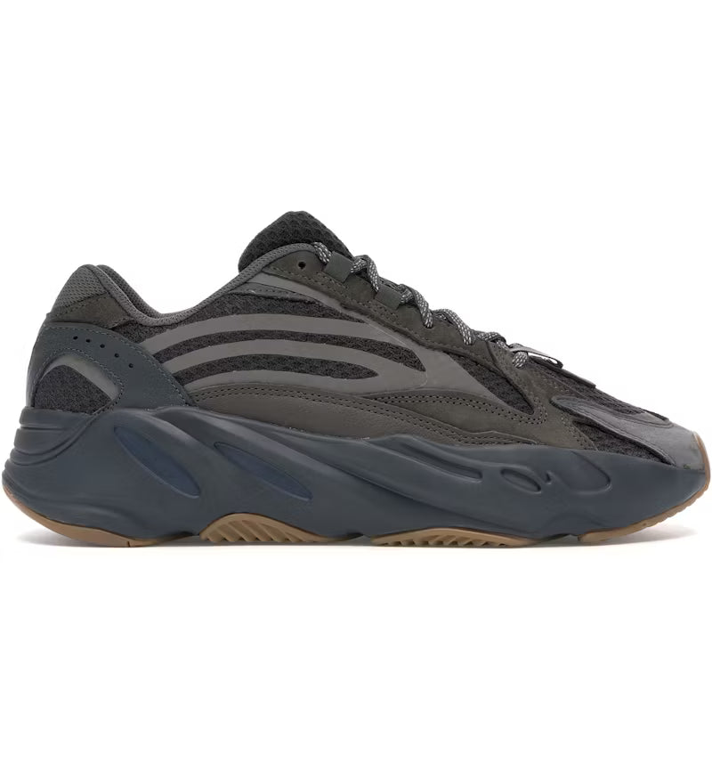 adidas Yeezy Boost 700 V2 Geode (Preowned)