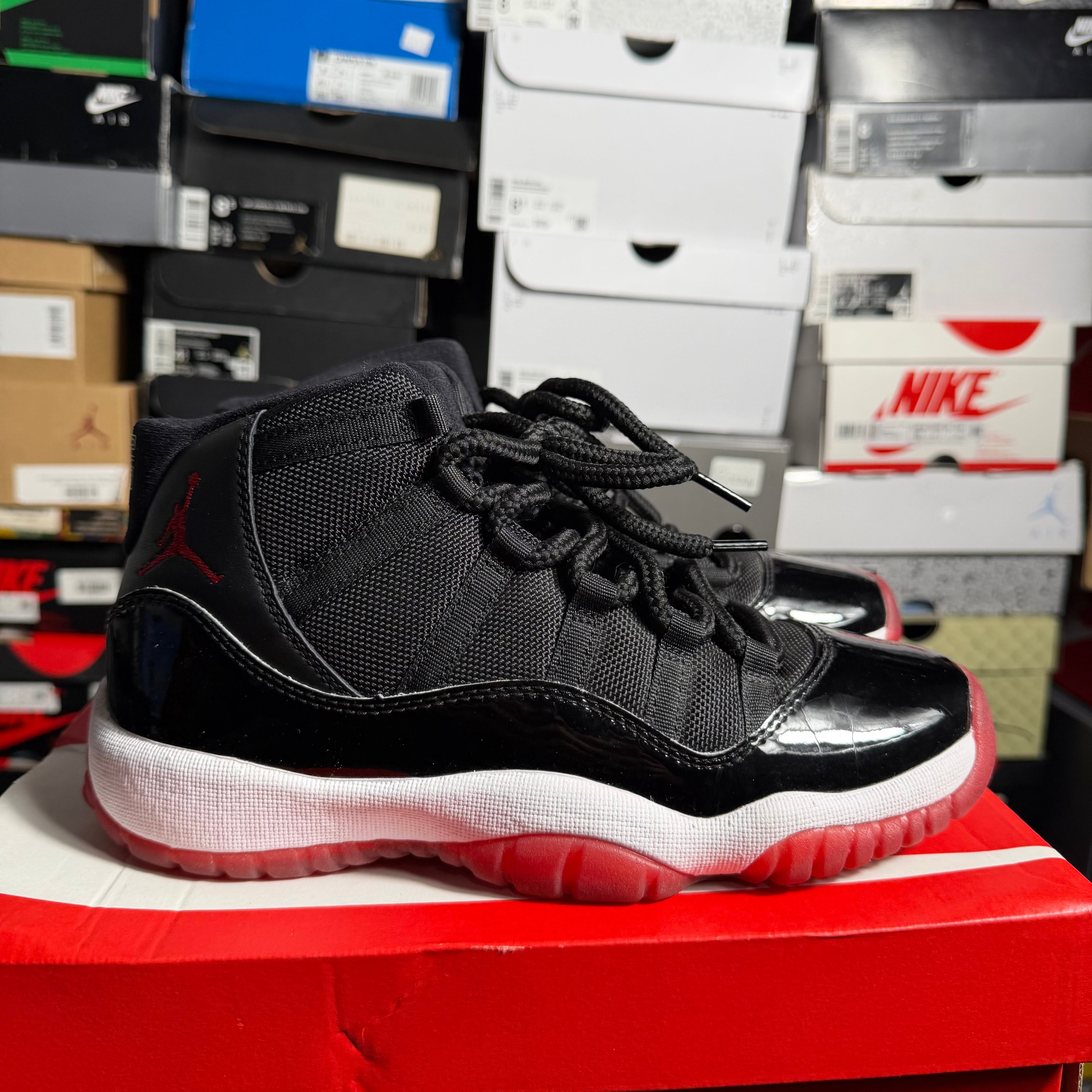 Jordan 11 Bred GS - Size 6Y - Preowned Replacement Box