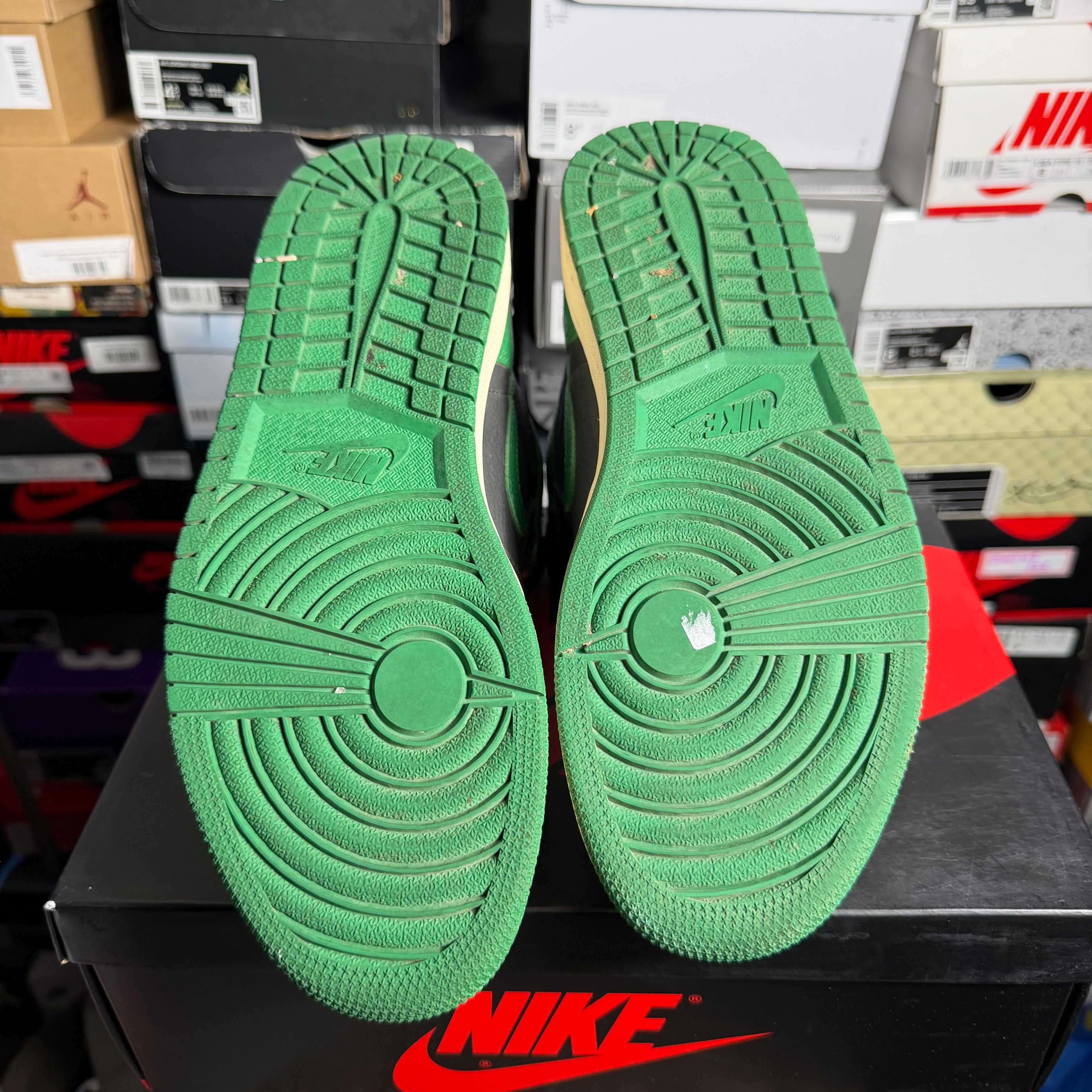 Jordan 1 Pine Green 2.0 - Size 9 Mens - Preowned OG Box