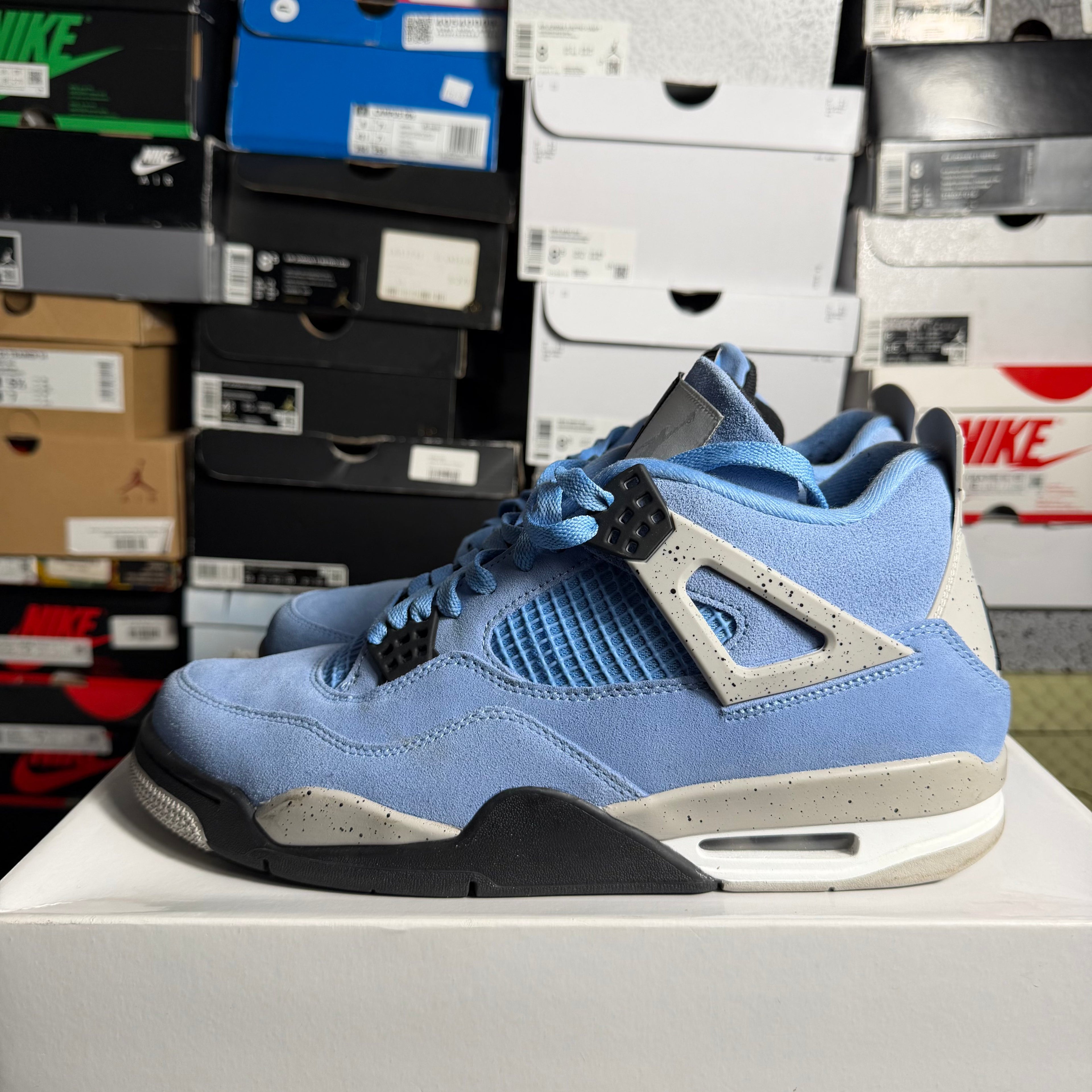 Jordan 4 University Blue - Size 11 Mens - Preowned OG All