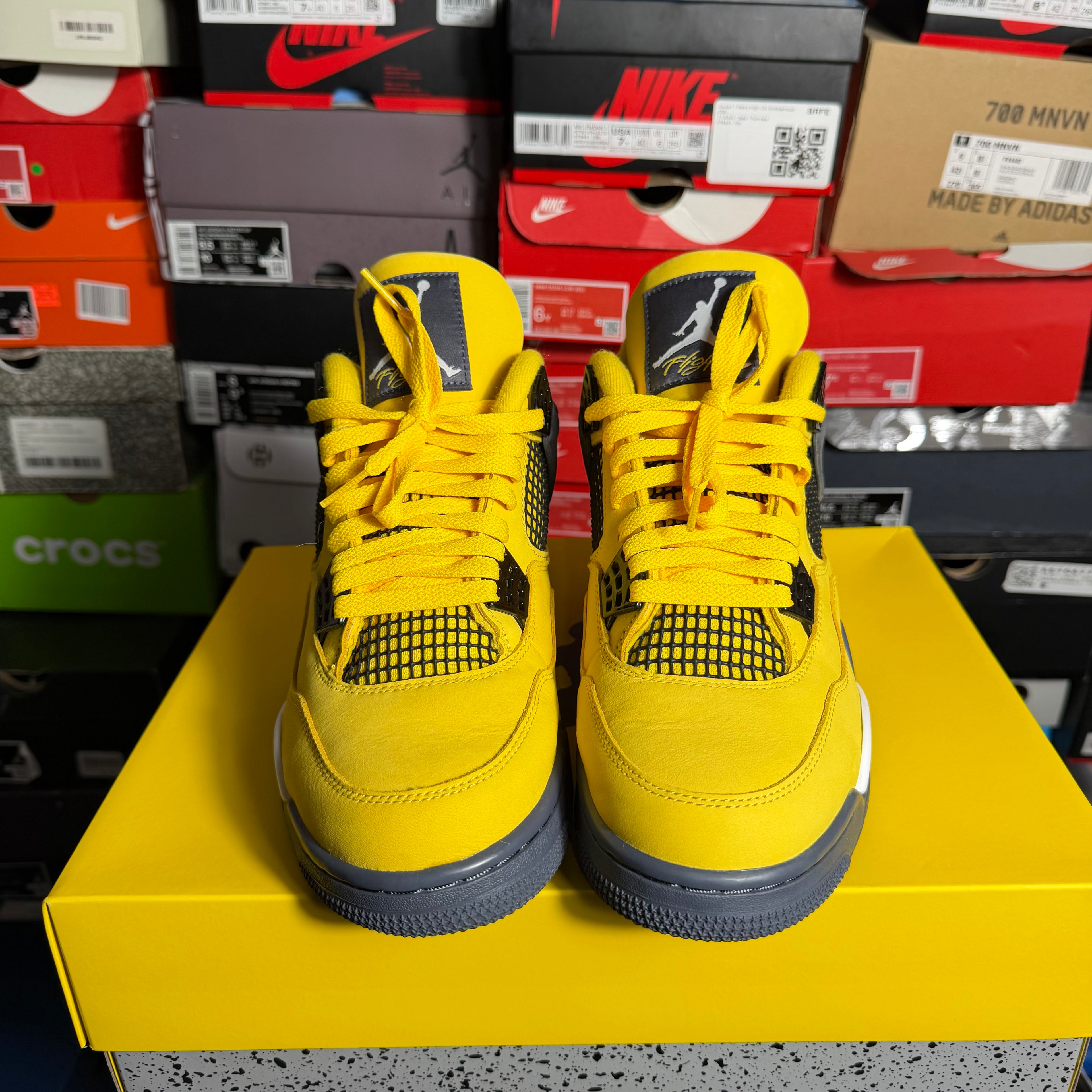 Jordan 4 Retro Lightning (Preowned) (Sz 10)