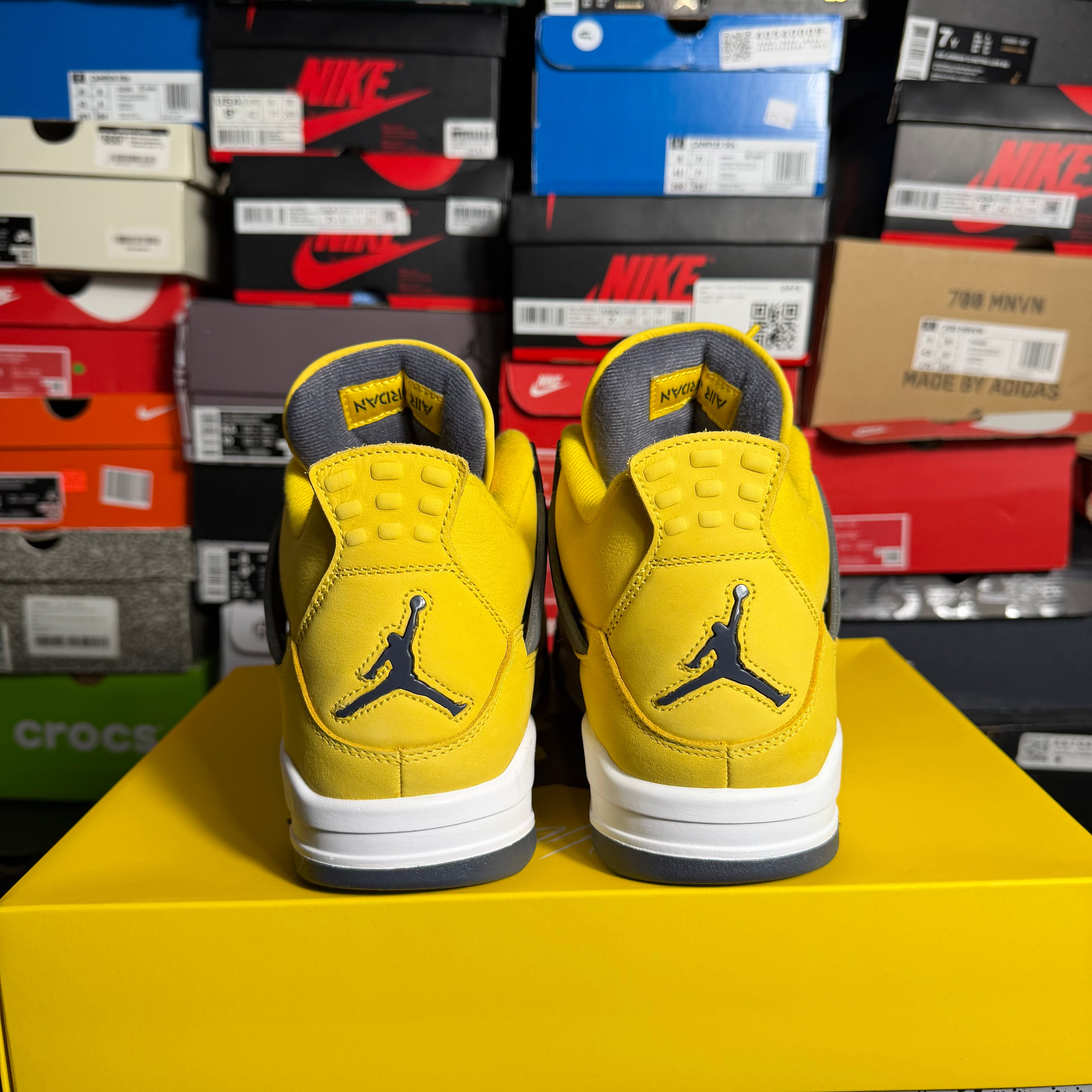 Jordan 4 Retro Lightning (Preowned) (Sz 10)