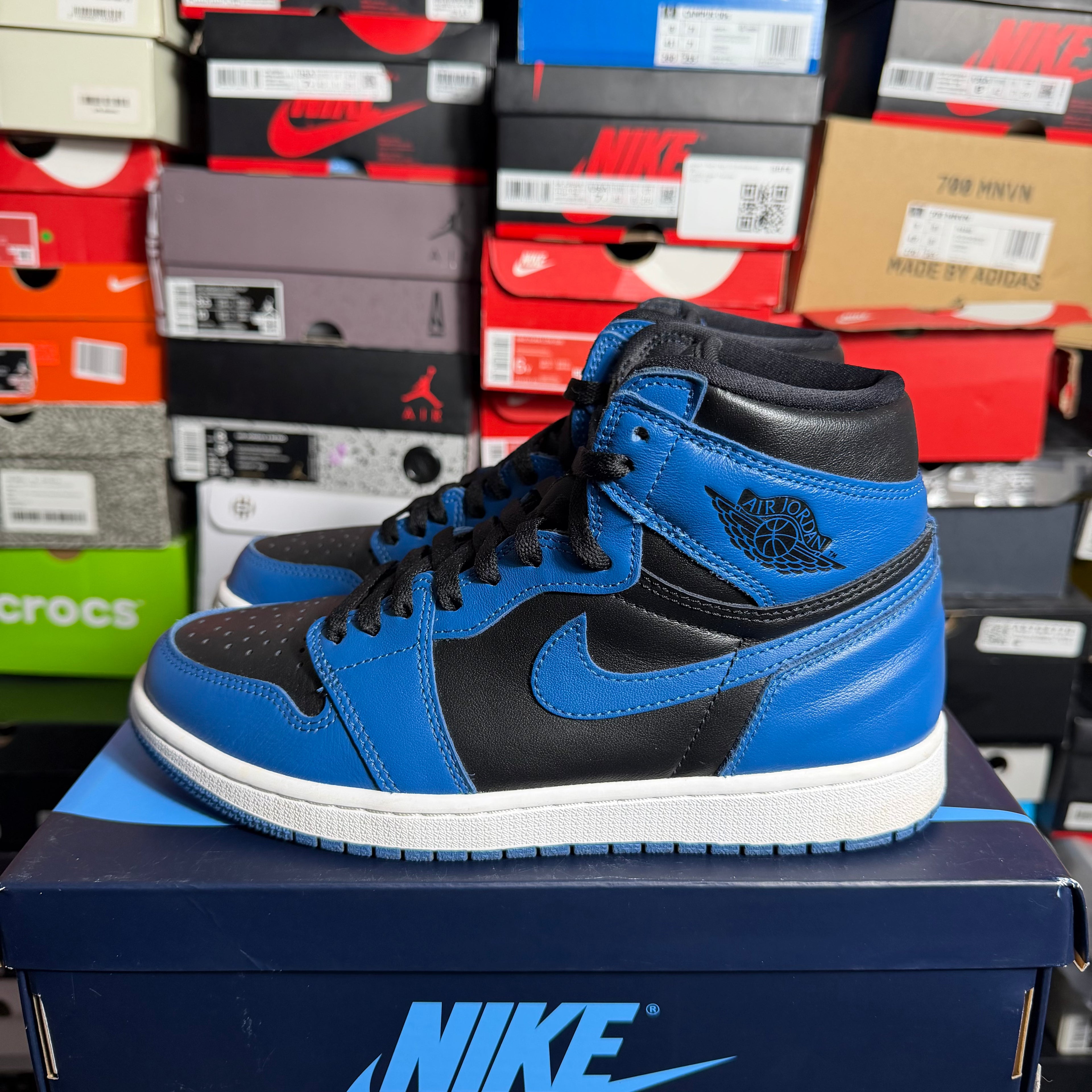 Jordan 1 Retro High OG Dark Marina Blue (Preowned)