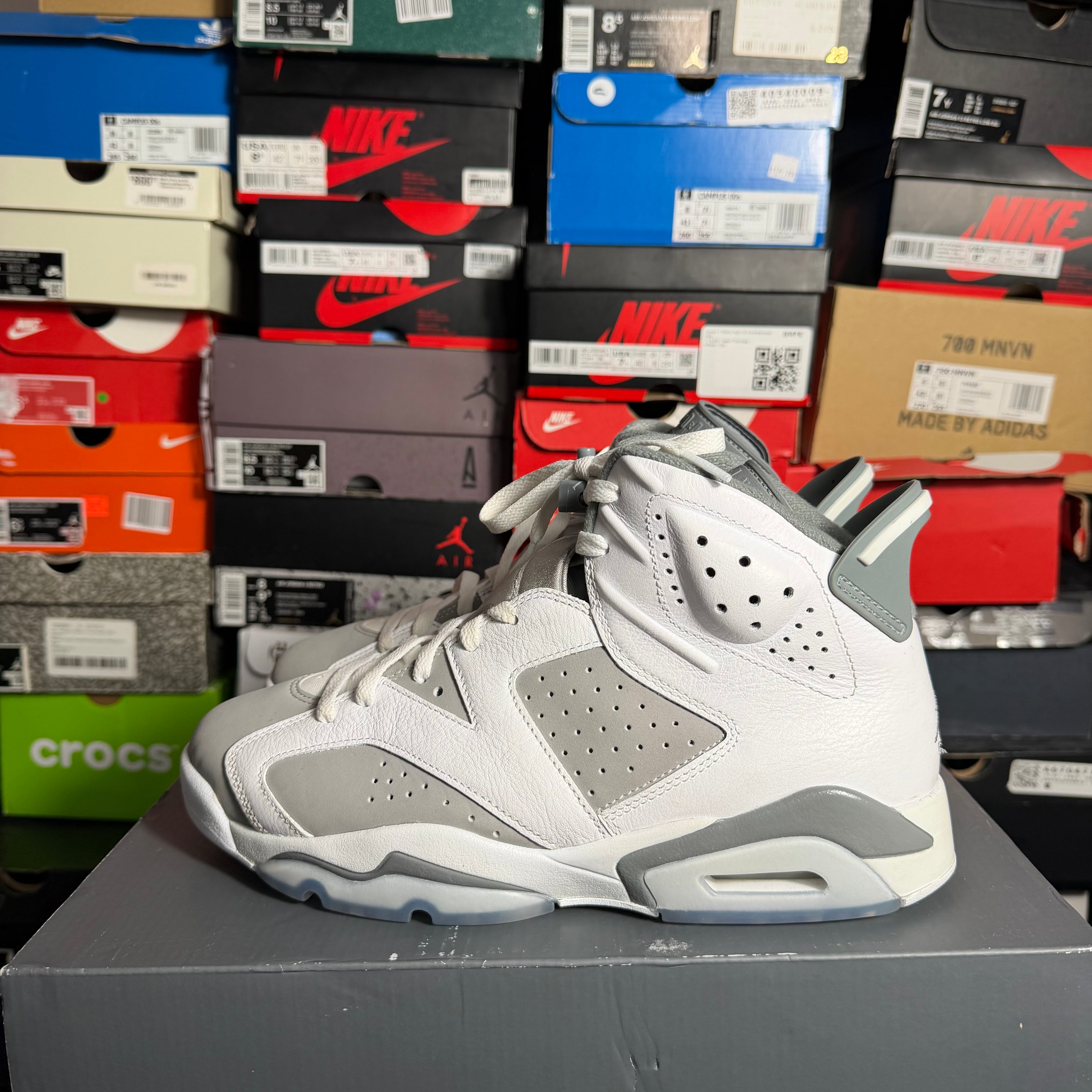 Jordan 6 Retro Cool Grey (Preowned)