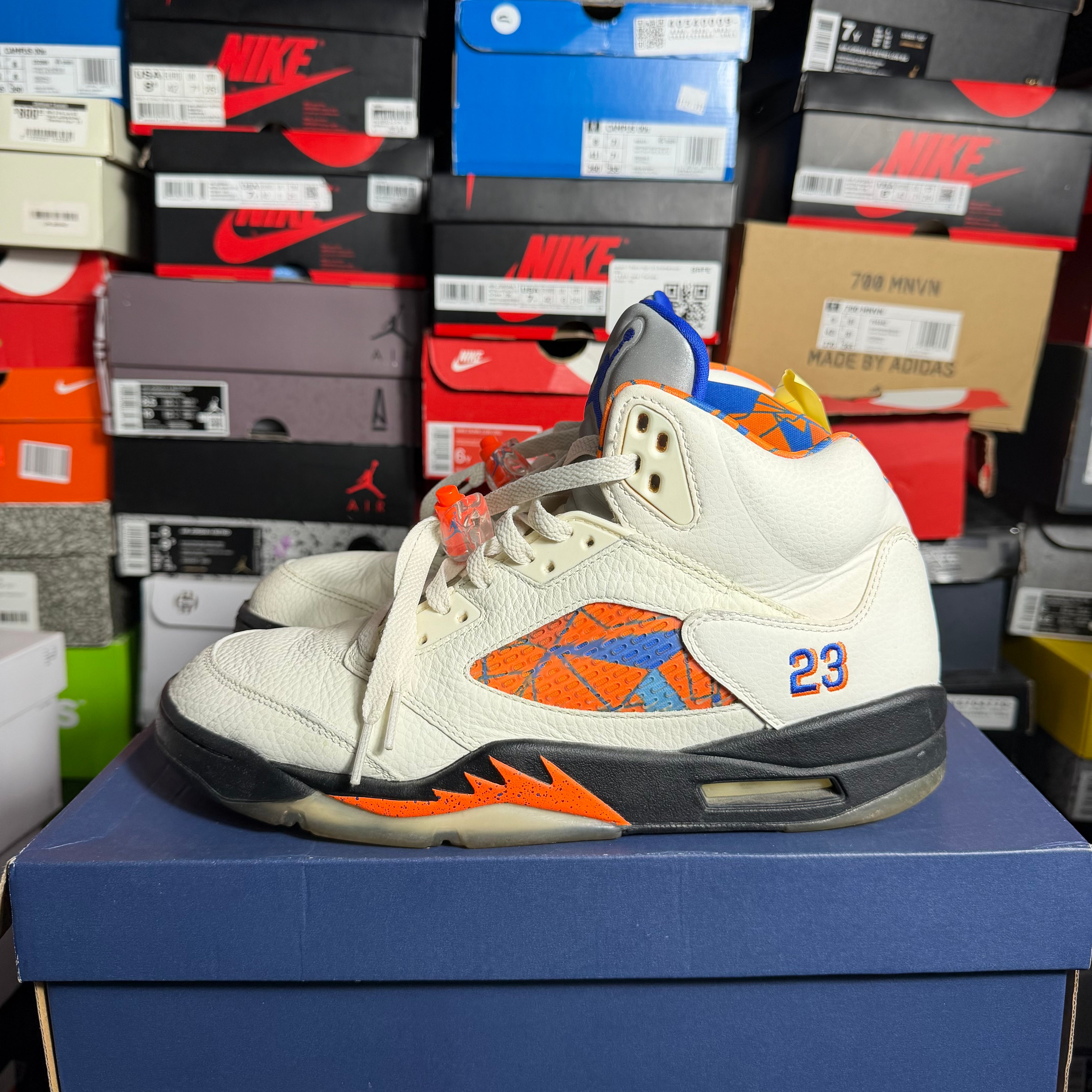 Jordan 5 Retro International Flight (Preowned)