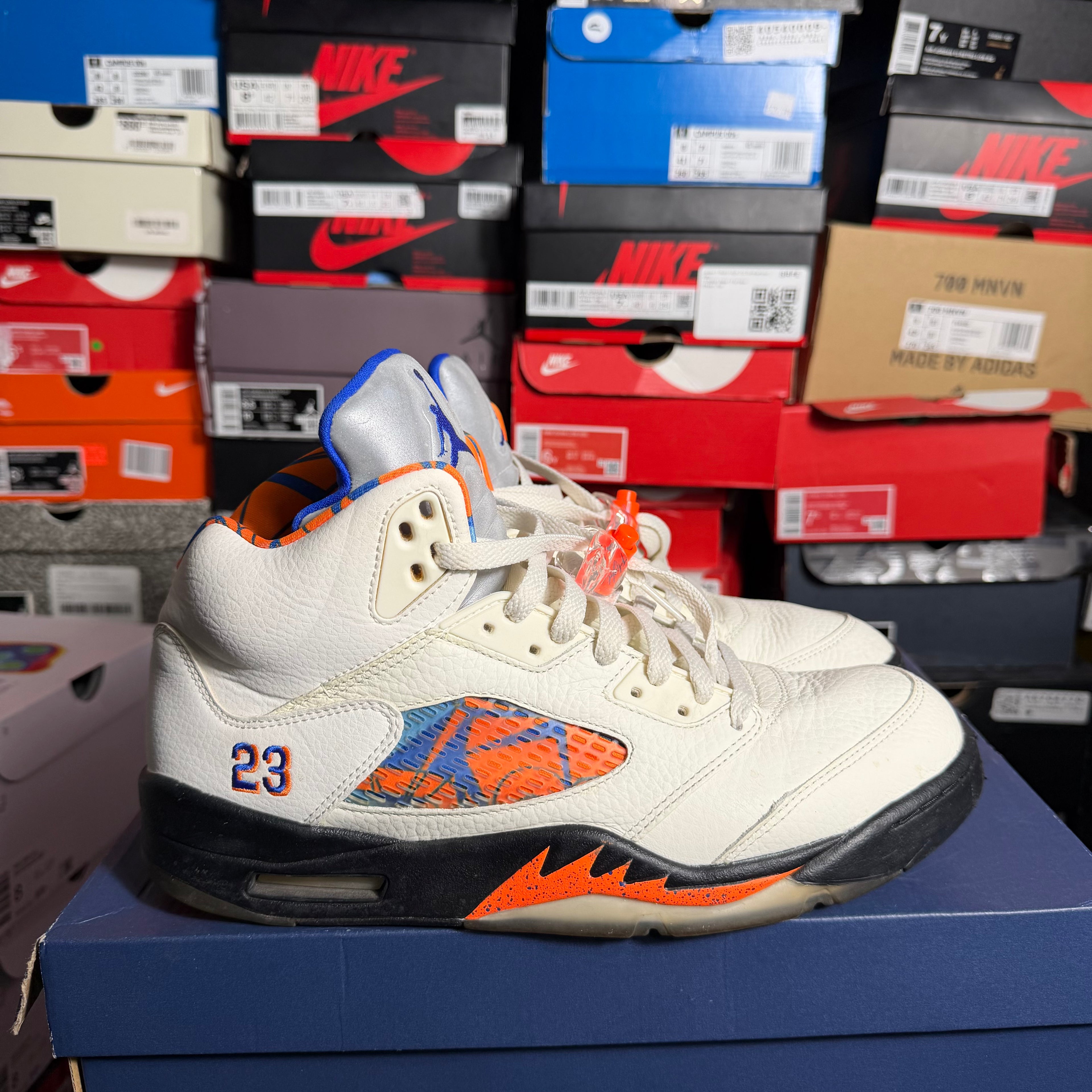 Jordan 5 Retro International Flight (Preowned)