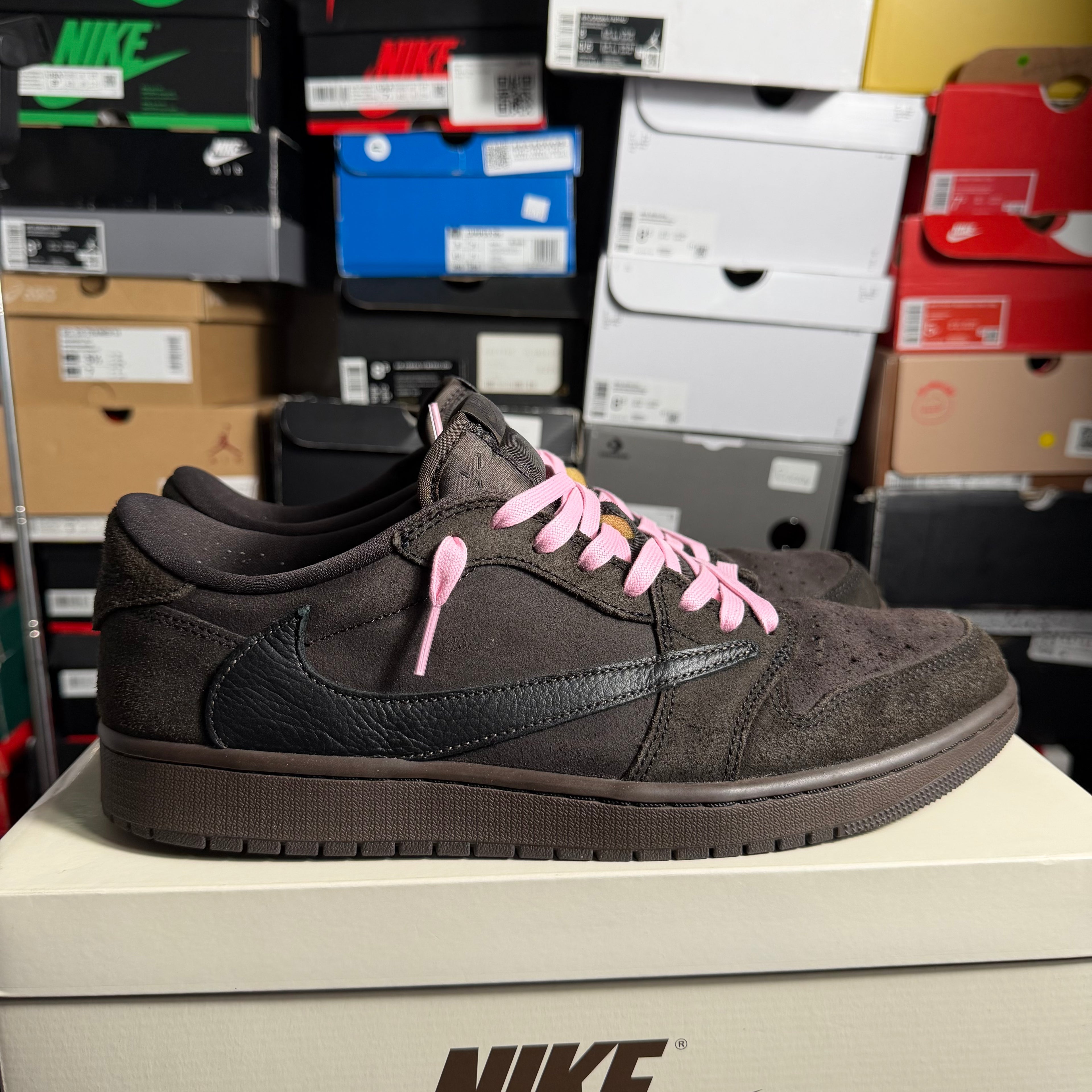 Jordan 1 Retro Low OG SP Travis Scott Velvet Brown (Preowned)