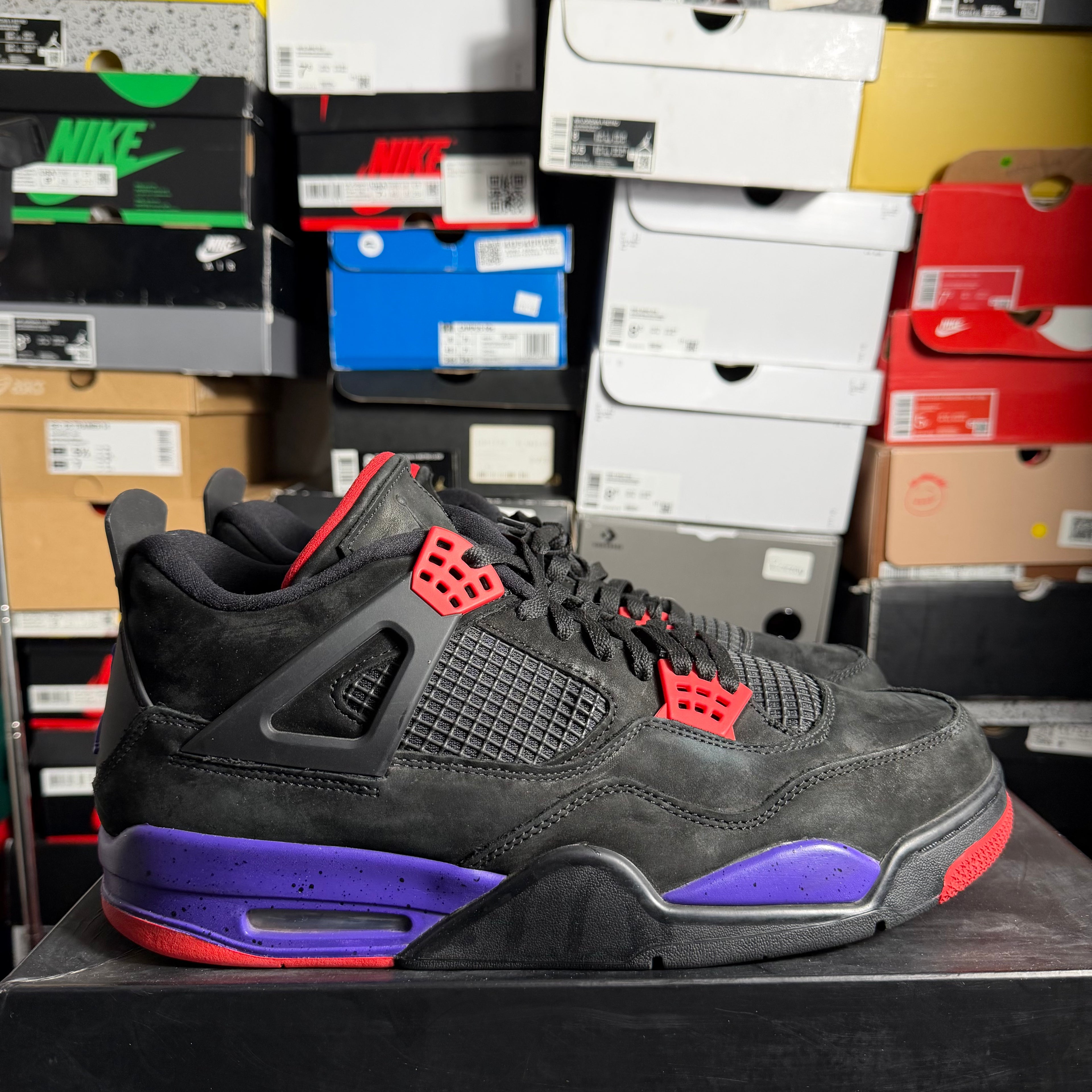 Jordan 4 Retro Raptors (Preowned)
