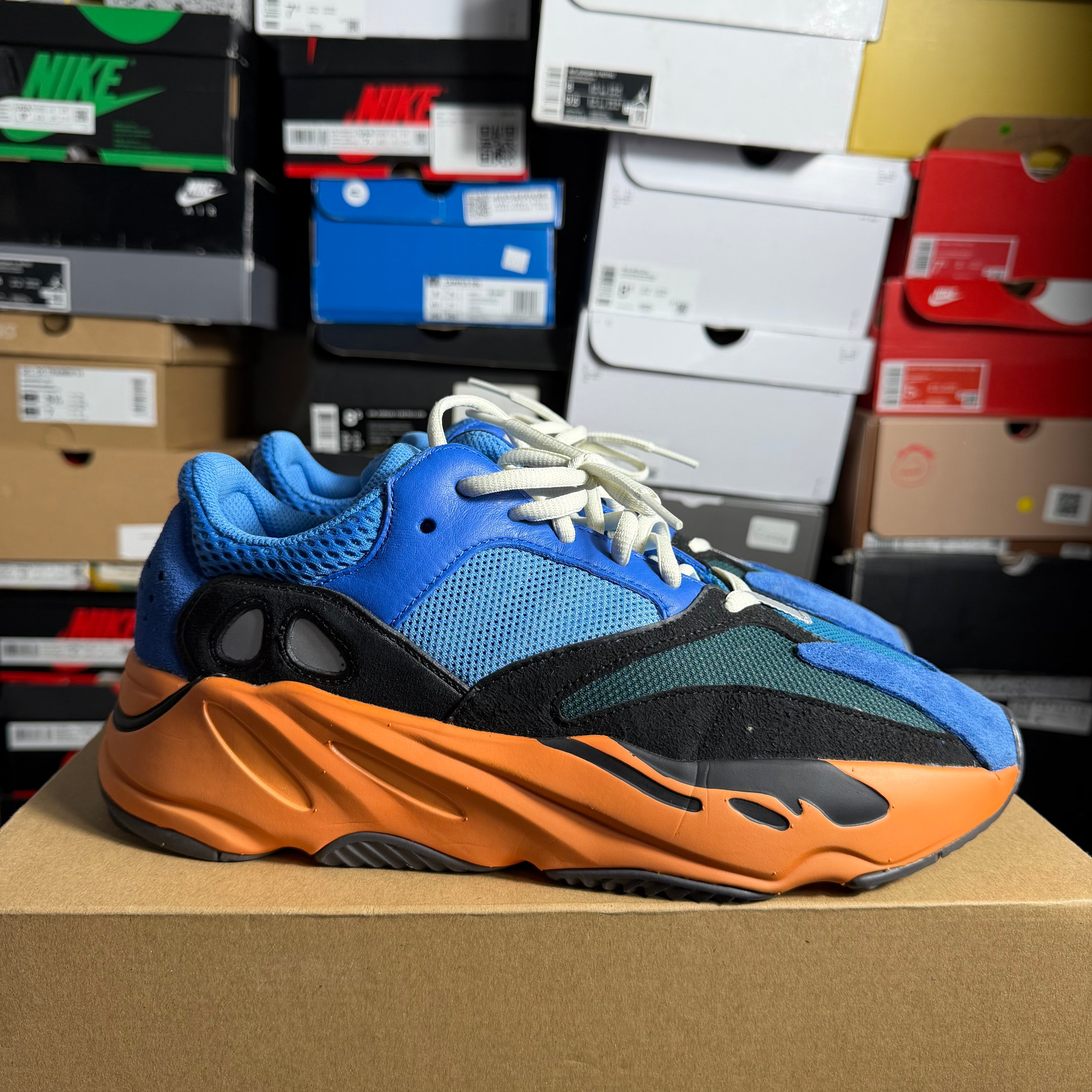 adidas Yeezy Boost 700 Bright Blue (Preowned)