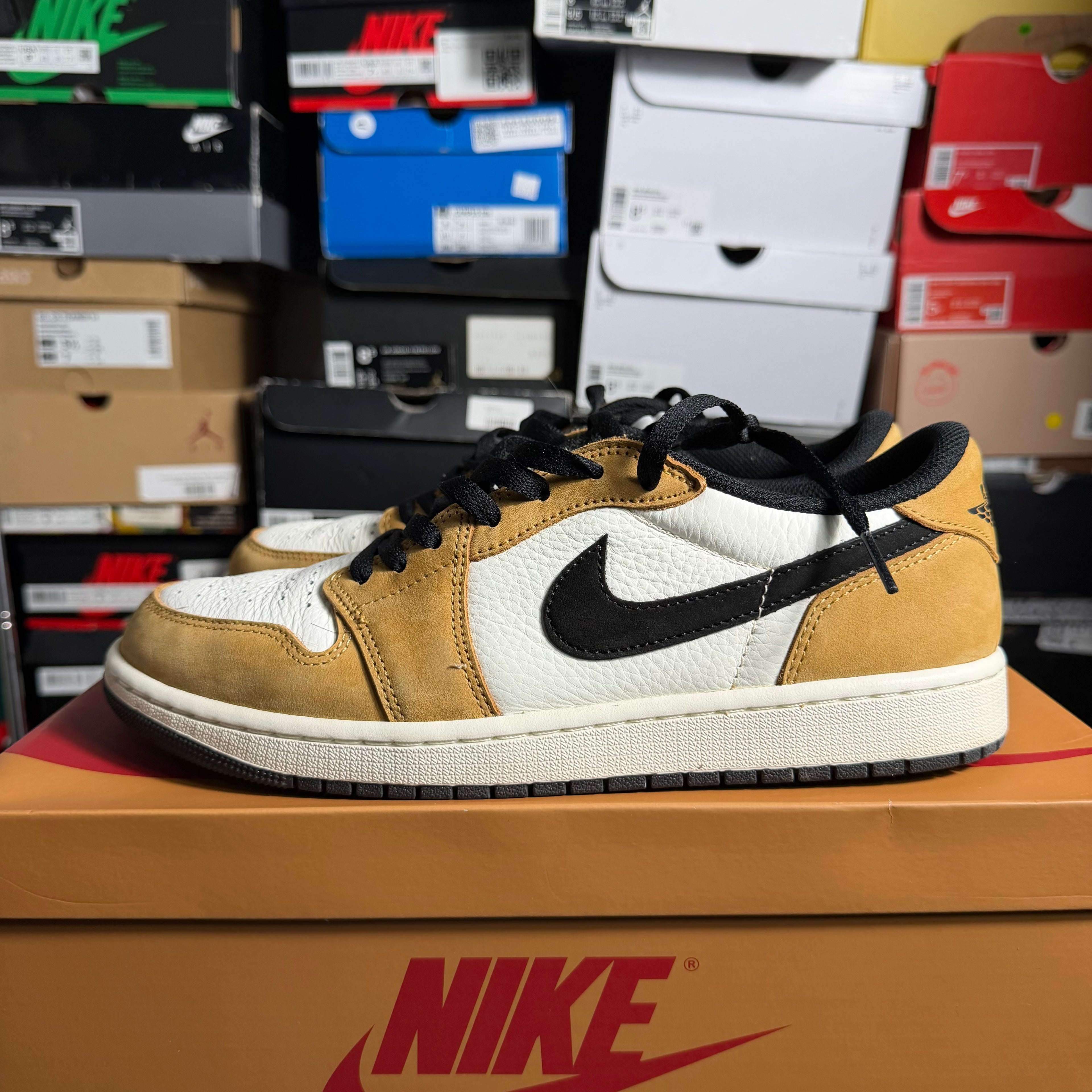 Jordan 1 Low OG Rookie of the Year (Preowned)