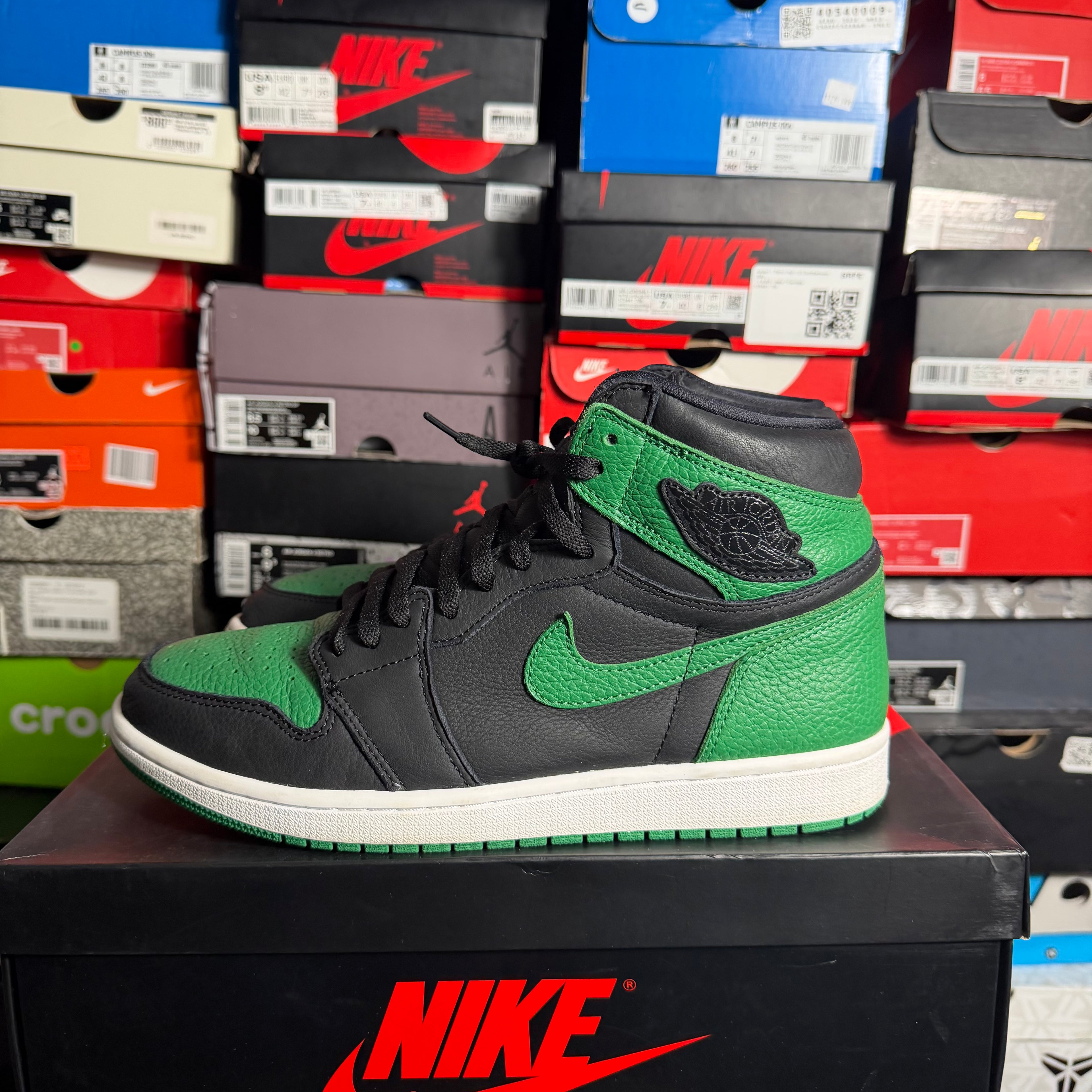 Jordan 1 Retro High Pine Green Black (Preowned)