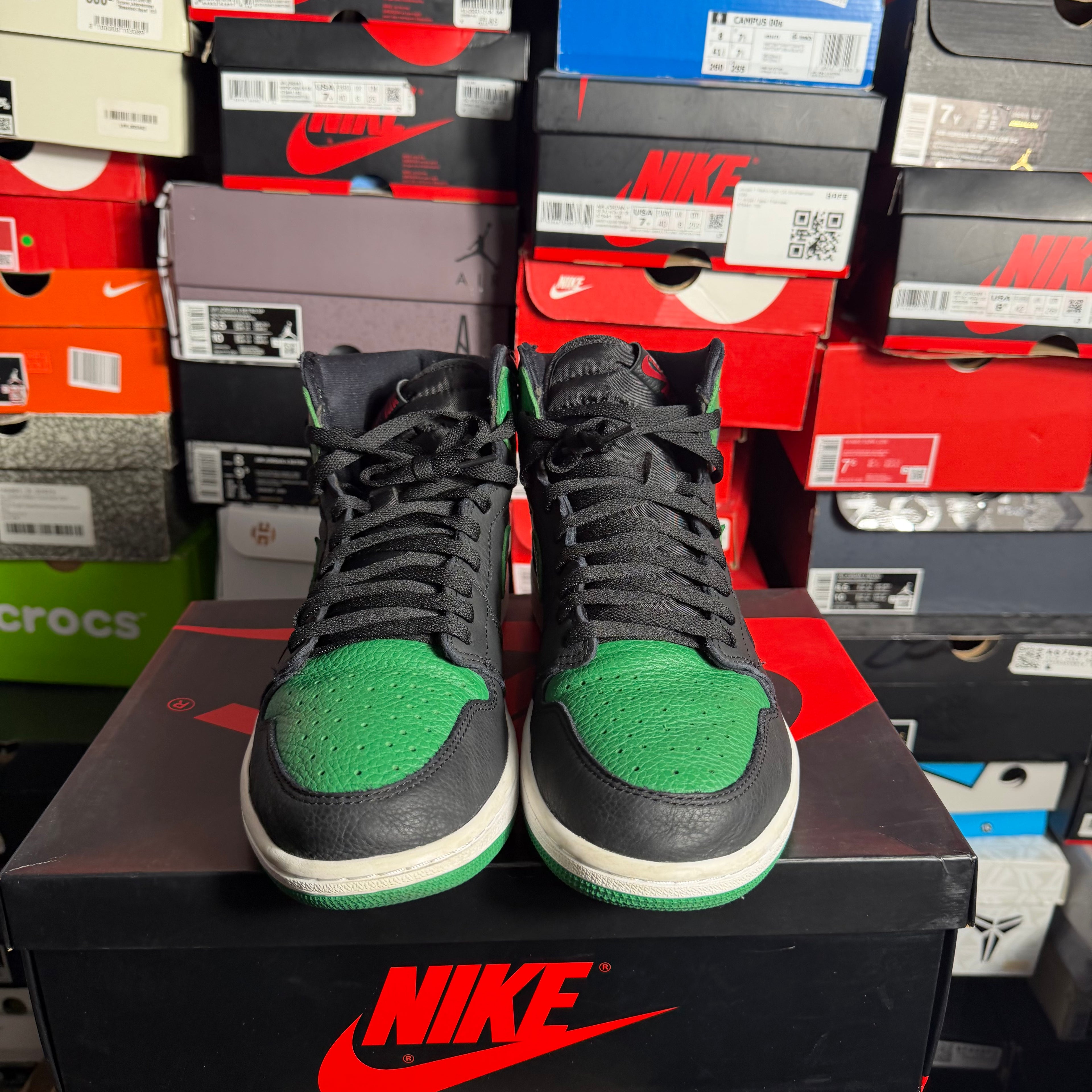 Jordan 1 Retro High Pine Green Black (Preowned)