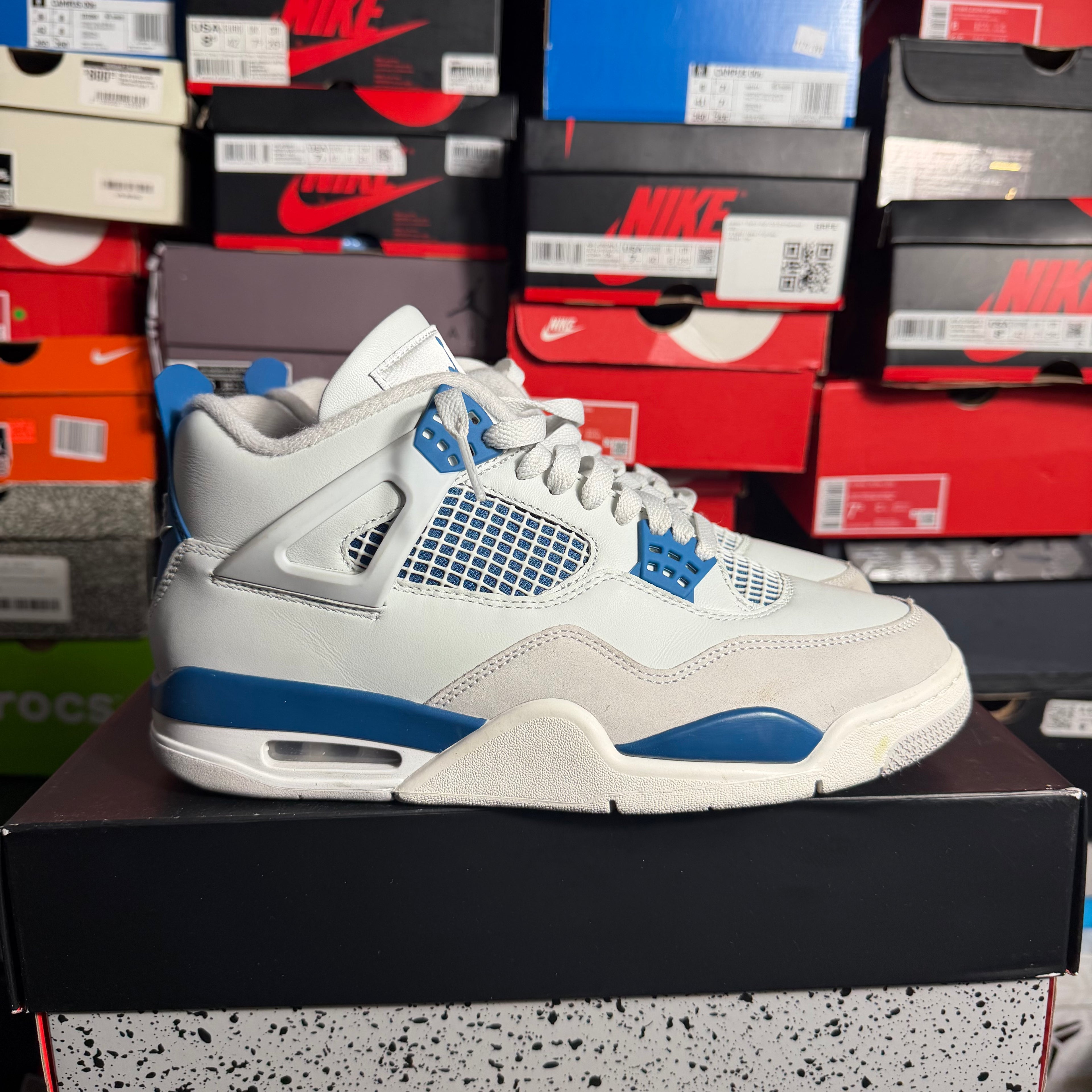 Jordan 4 Retro Military Blue (2024) (Preowned) (Size 8.5)