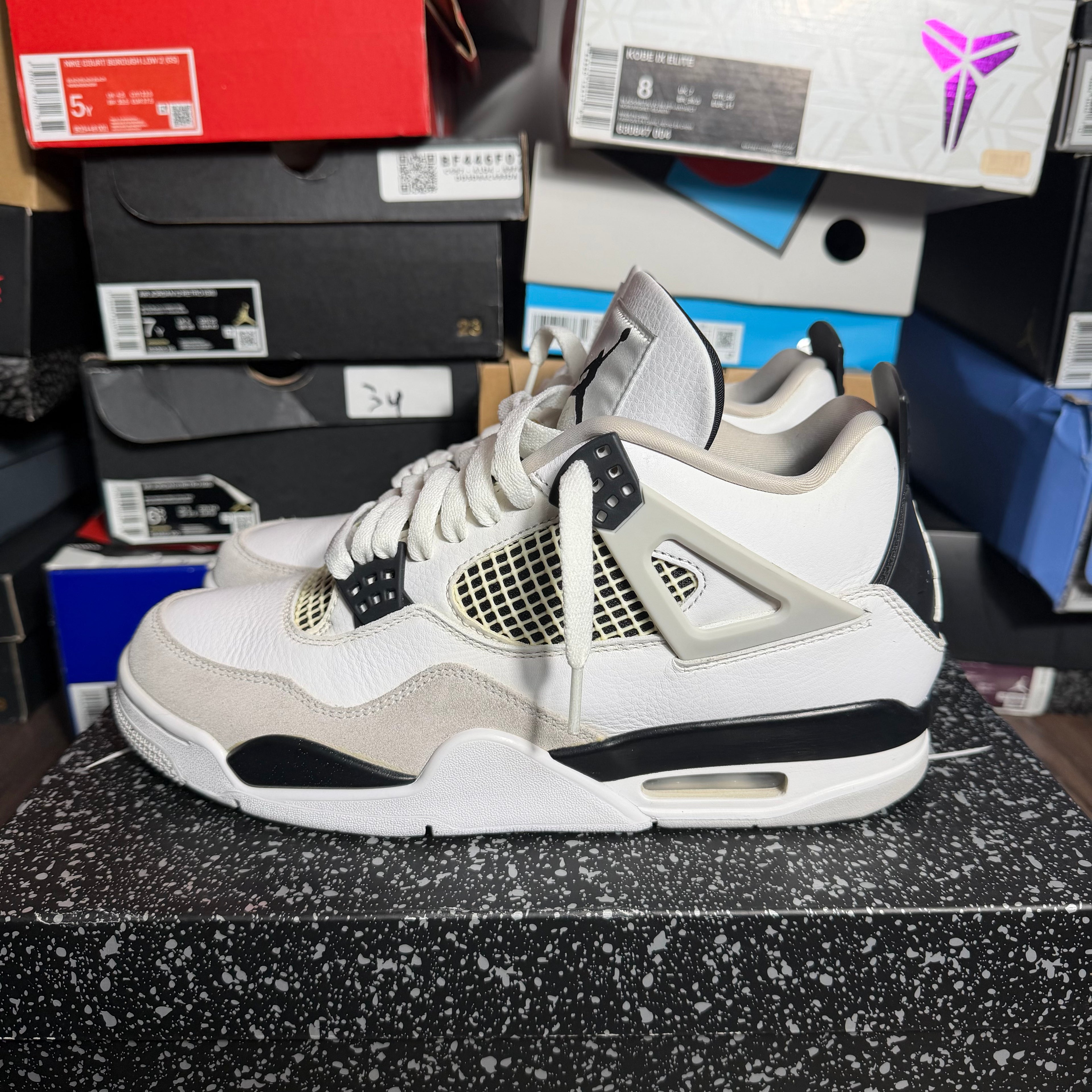 Jordan 4 Retro Military Black (Preowned) (Sz 9.5)