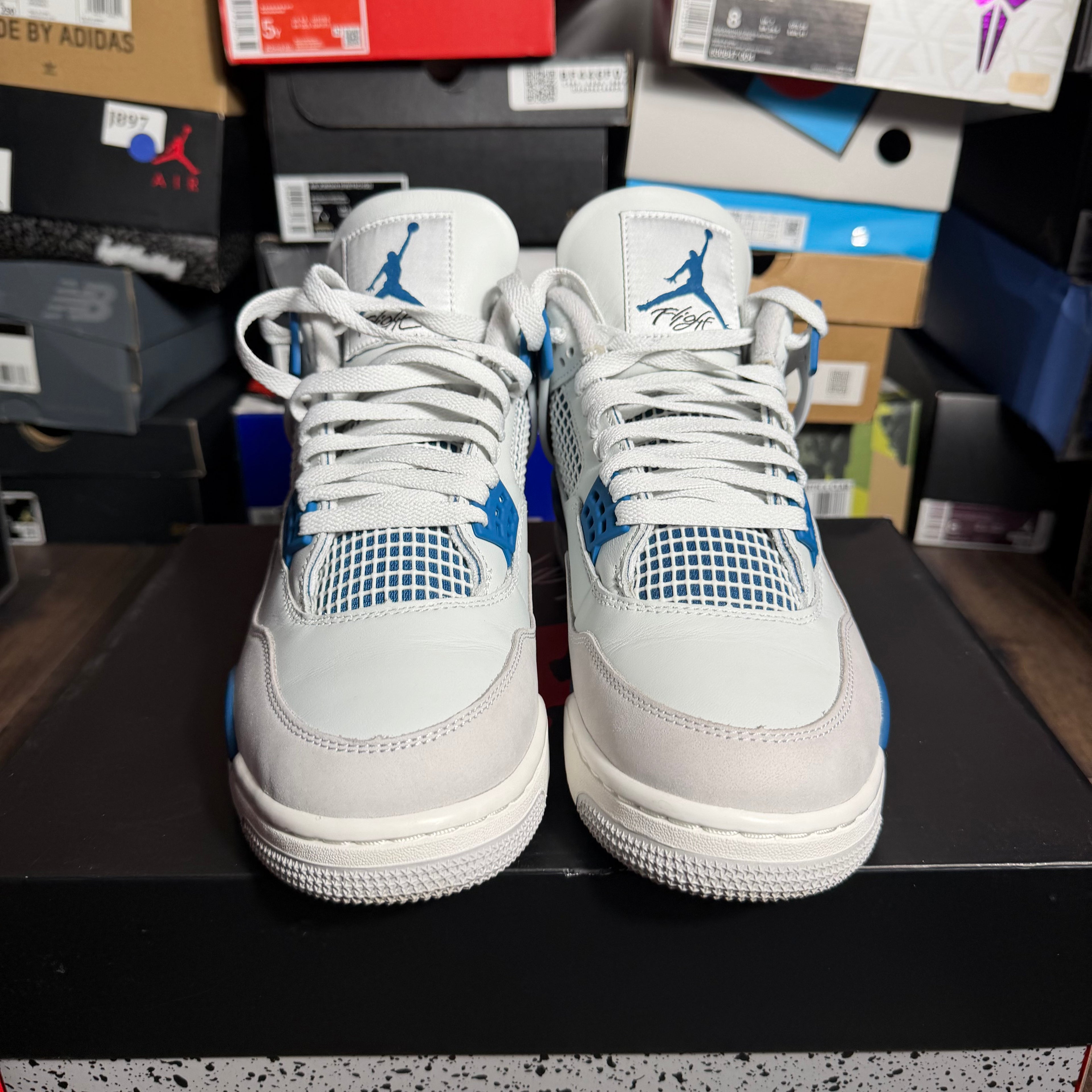 Jordan 4 Retro Military Blue (2024) (Preowned) (Sz 9.5)