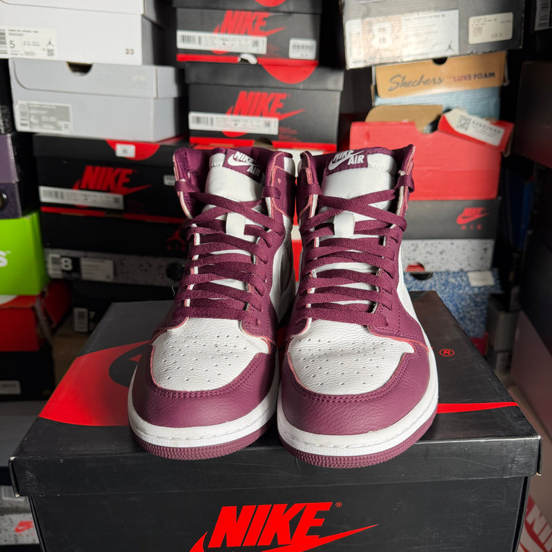 Jordan 1 Retro High OG Bordeaux (Preowned) (Sz 9.5)
