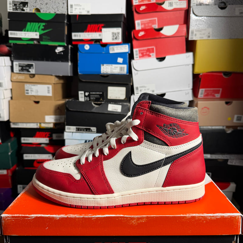 Jordan 1 Retro High OG Chicago Lost and Found (Preowned)