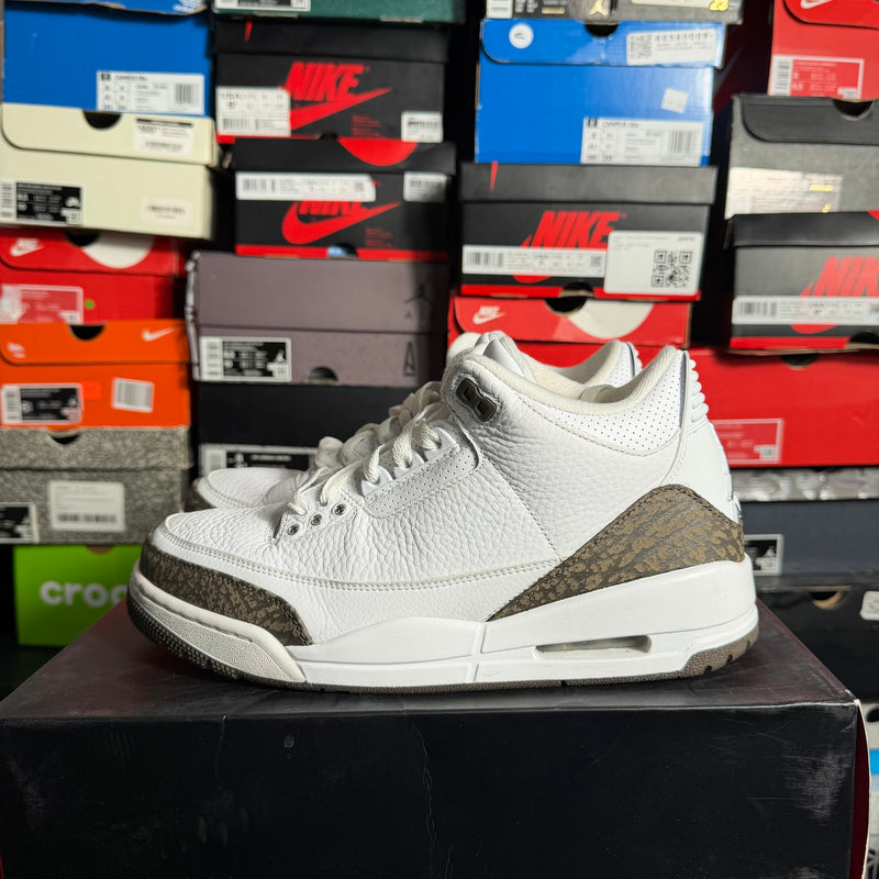 Jordan 3 Retro Mocha (Preowned)