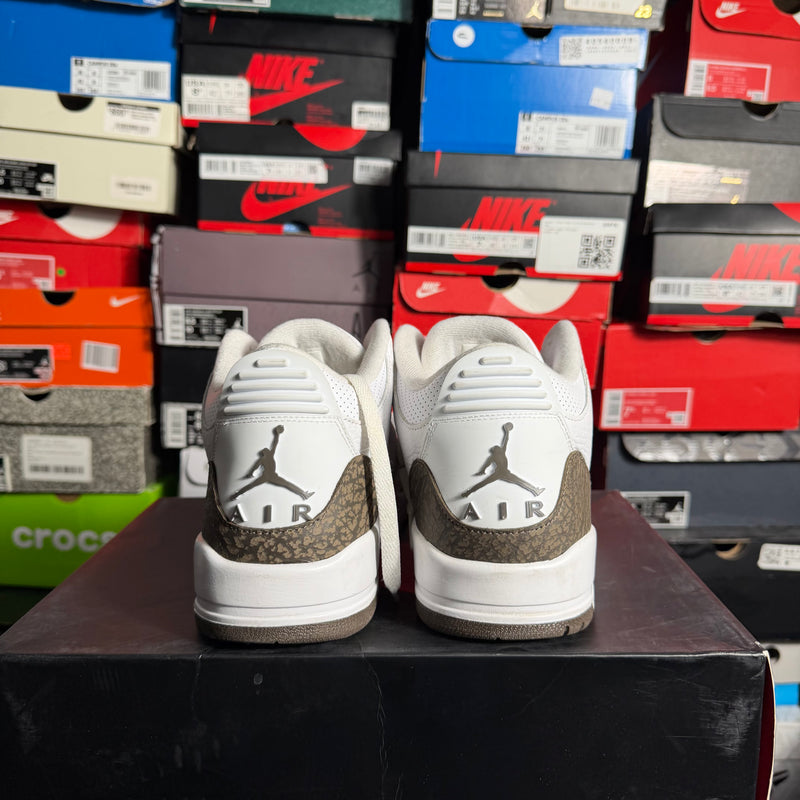 Jordan 3 Retro Mocha (Preowned)