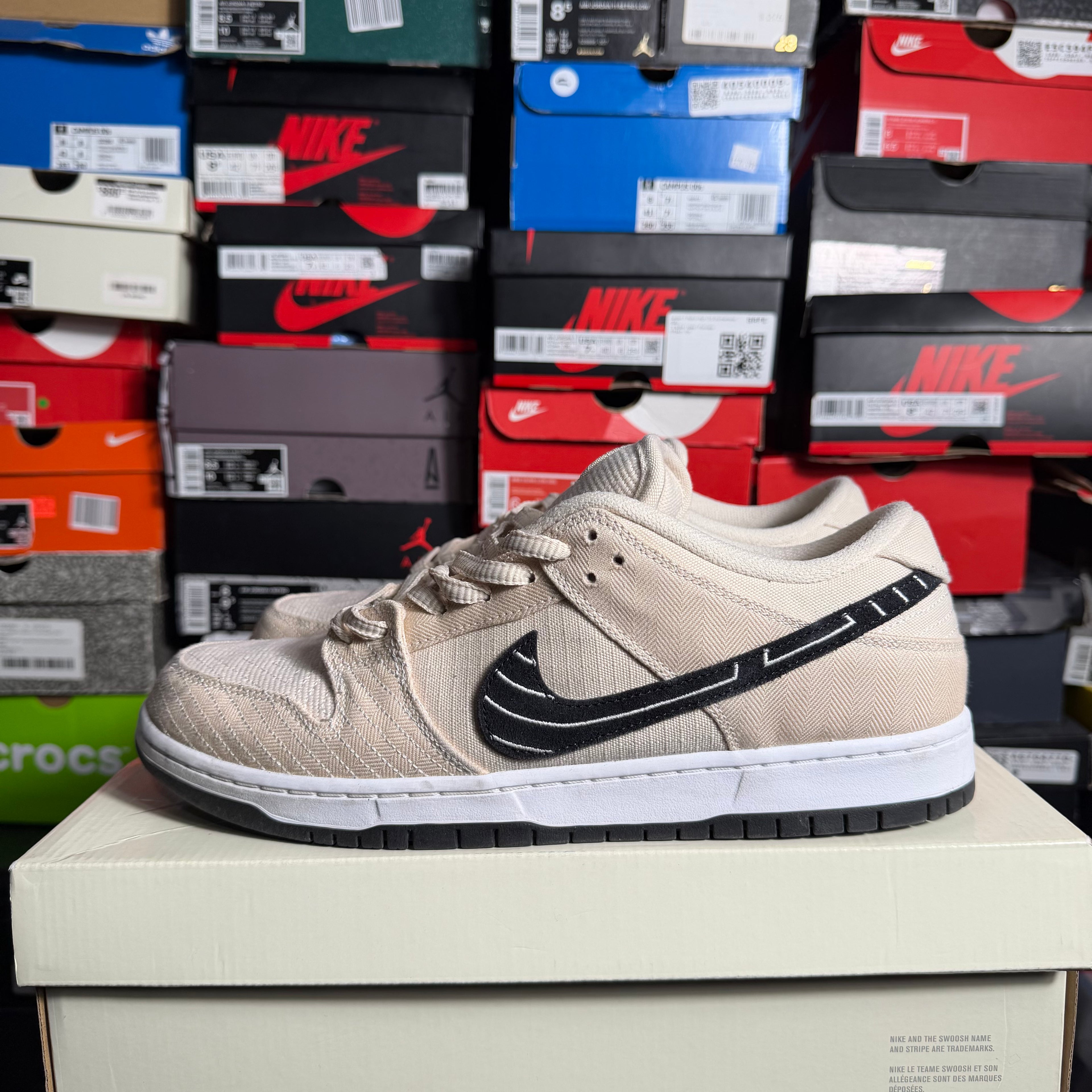 Nike SB Dunk Low Albino & Preto (Preowned)