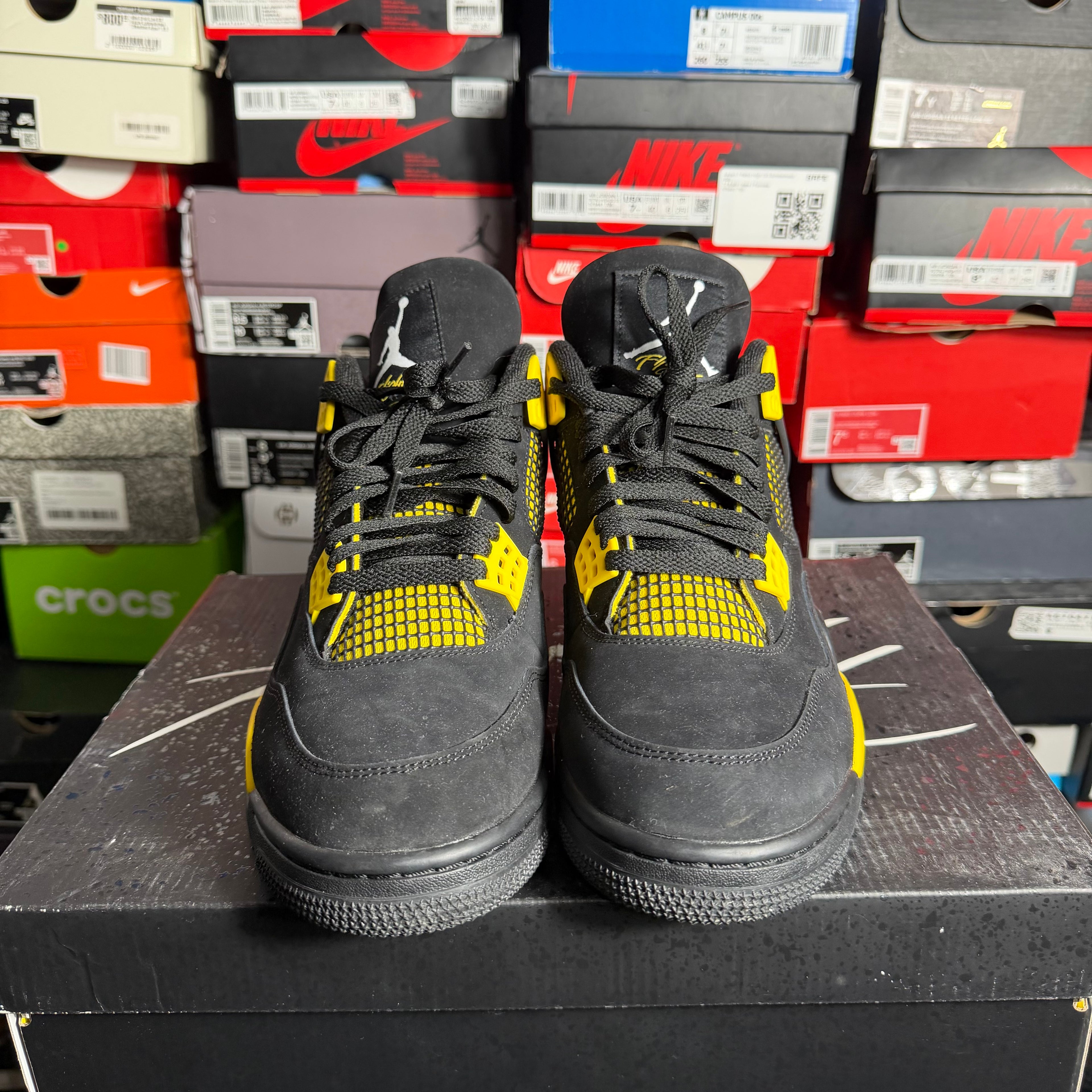 Jordan 4 Retro Thunder (2023) (Preowned)