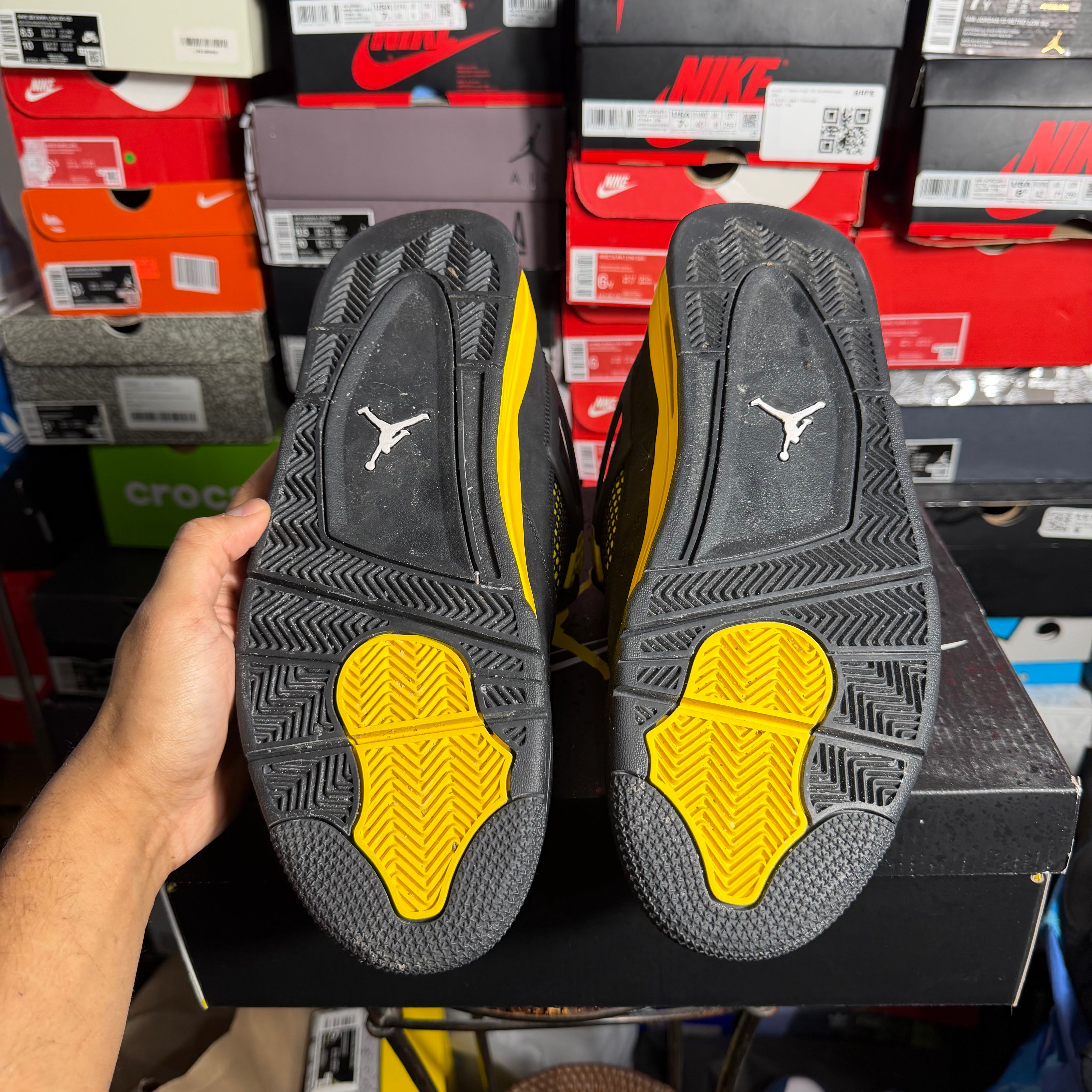 Jordan 4 Retro Thunder (2023) (Preowned)
