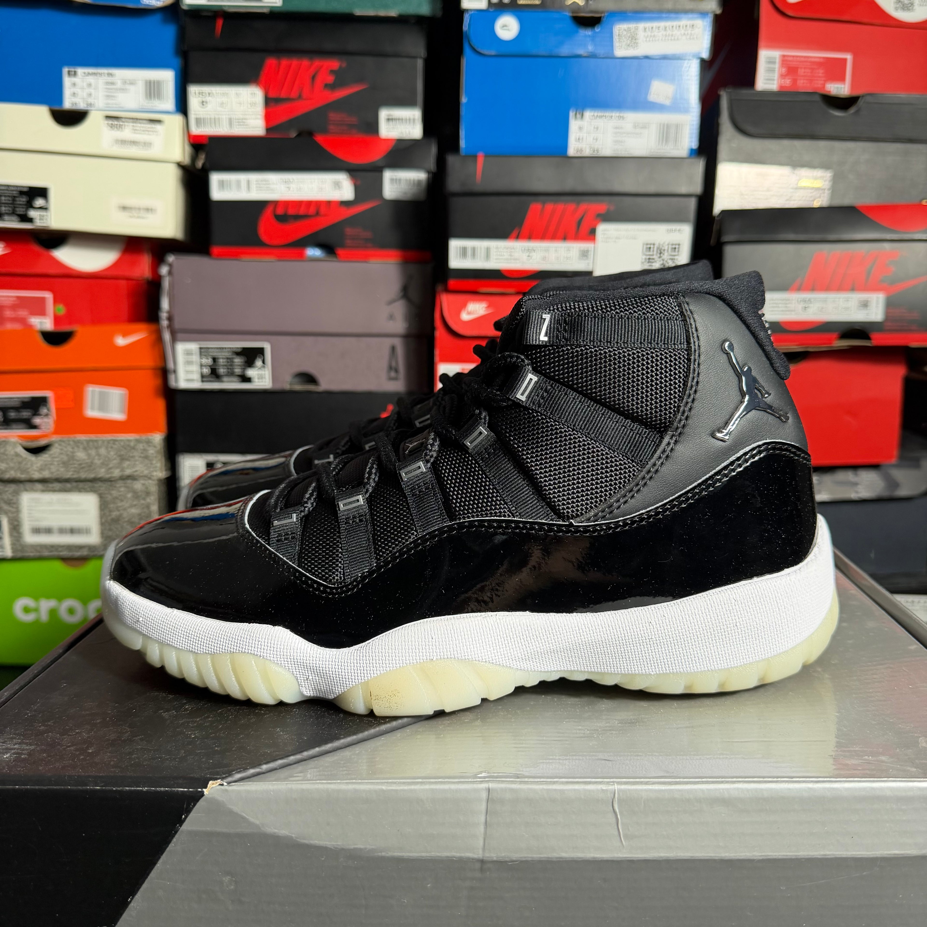 Jordan 11 Retro Jubilee 25th Anniversary (Preowned)