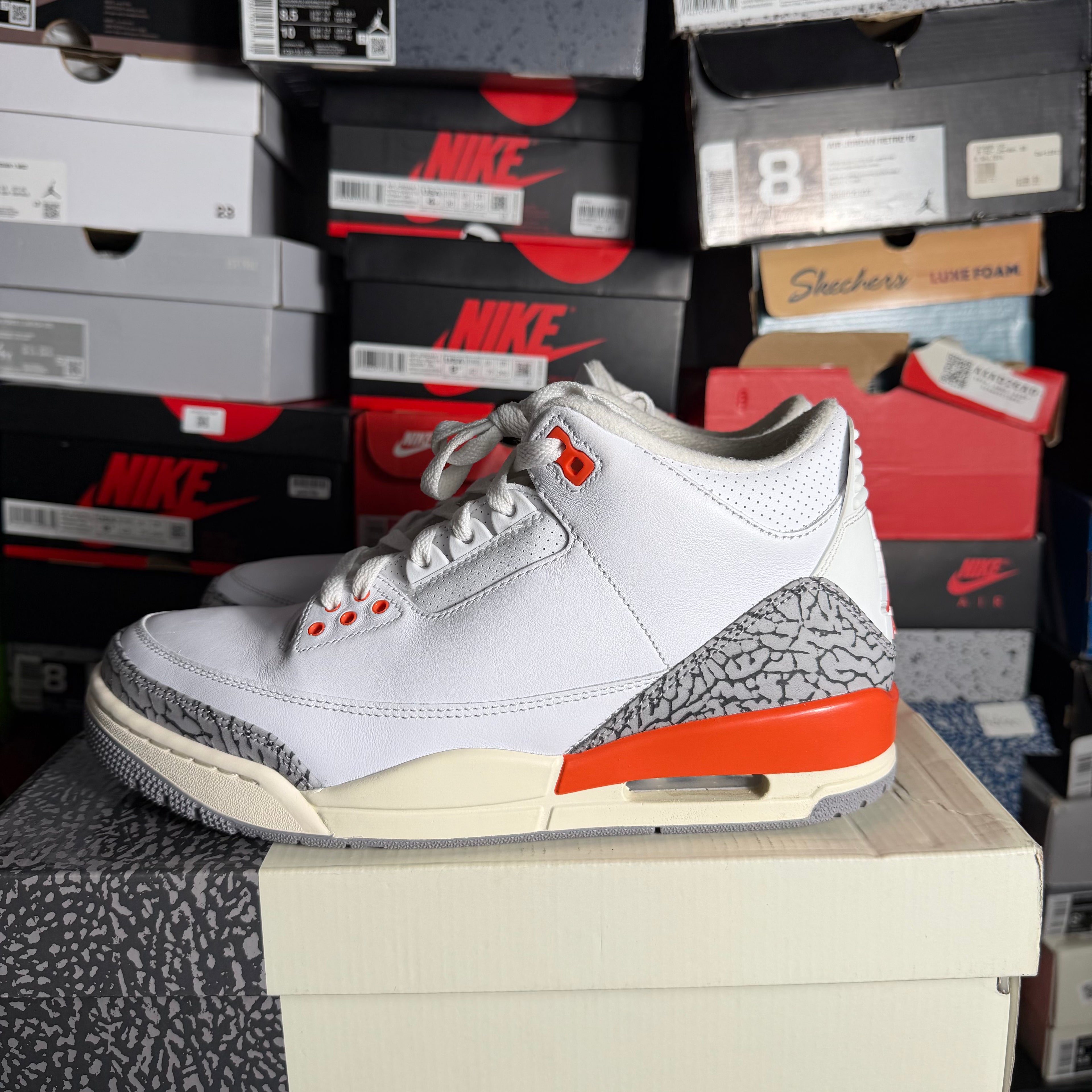 Jordan 3 Retro Georgia Peach (Preowned)