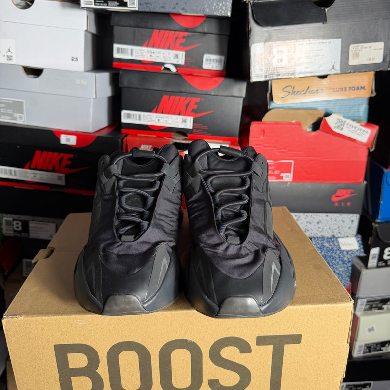 Adidas Yeezy Boost 700 MNVN Triple Black (Preowned)