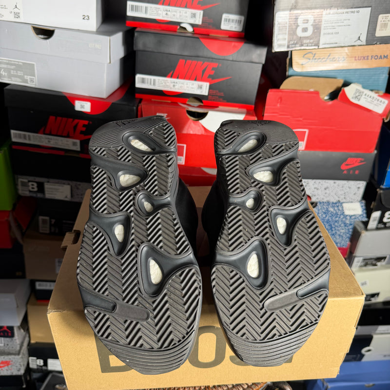Adidas Yeezy Boost 700 MNVN Triple Black (Preowned)