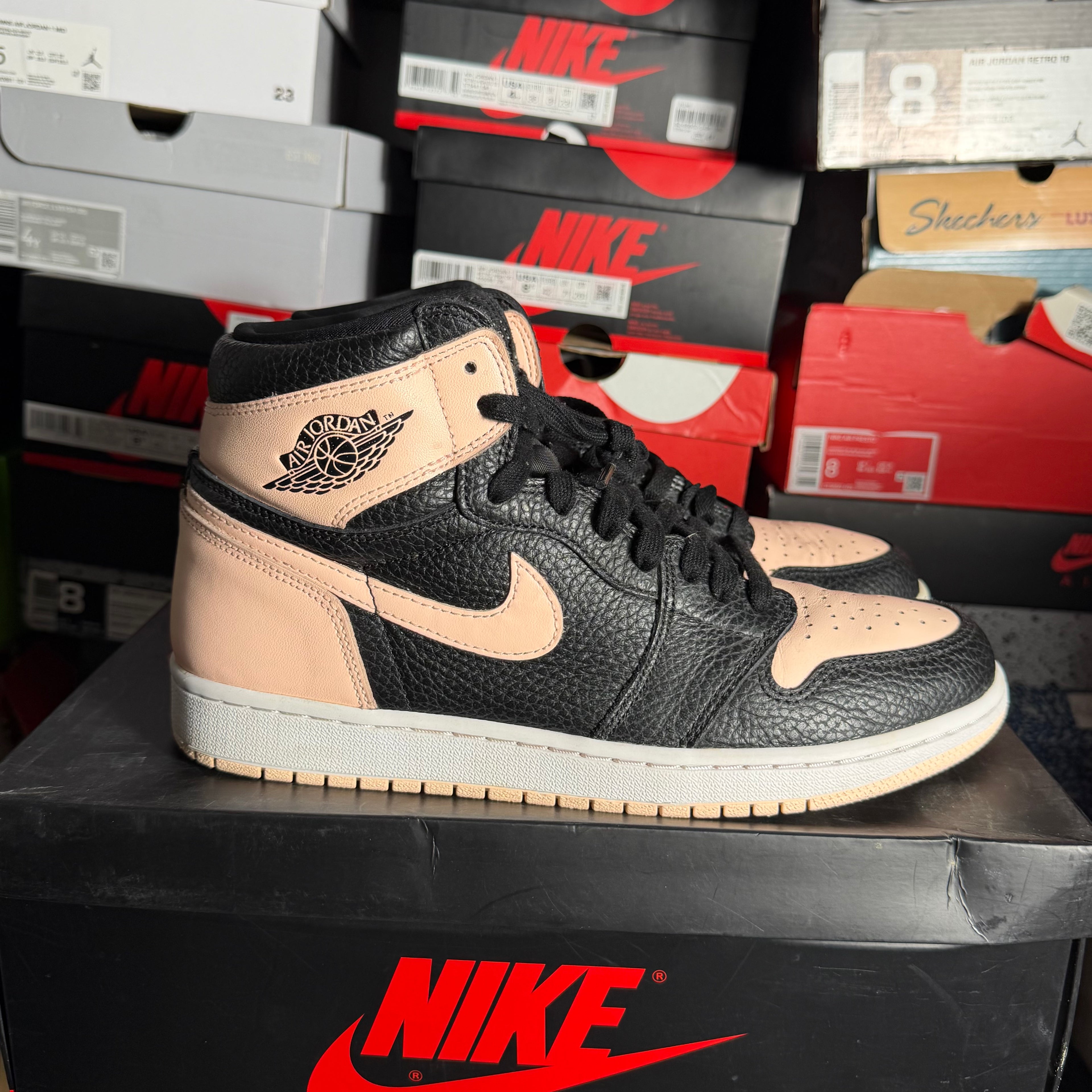 Jordan 1 Retro High Black Crimson Tint (Preowned)