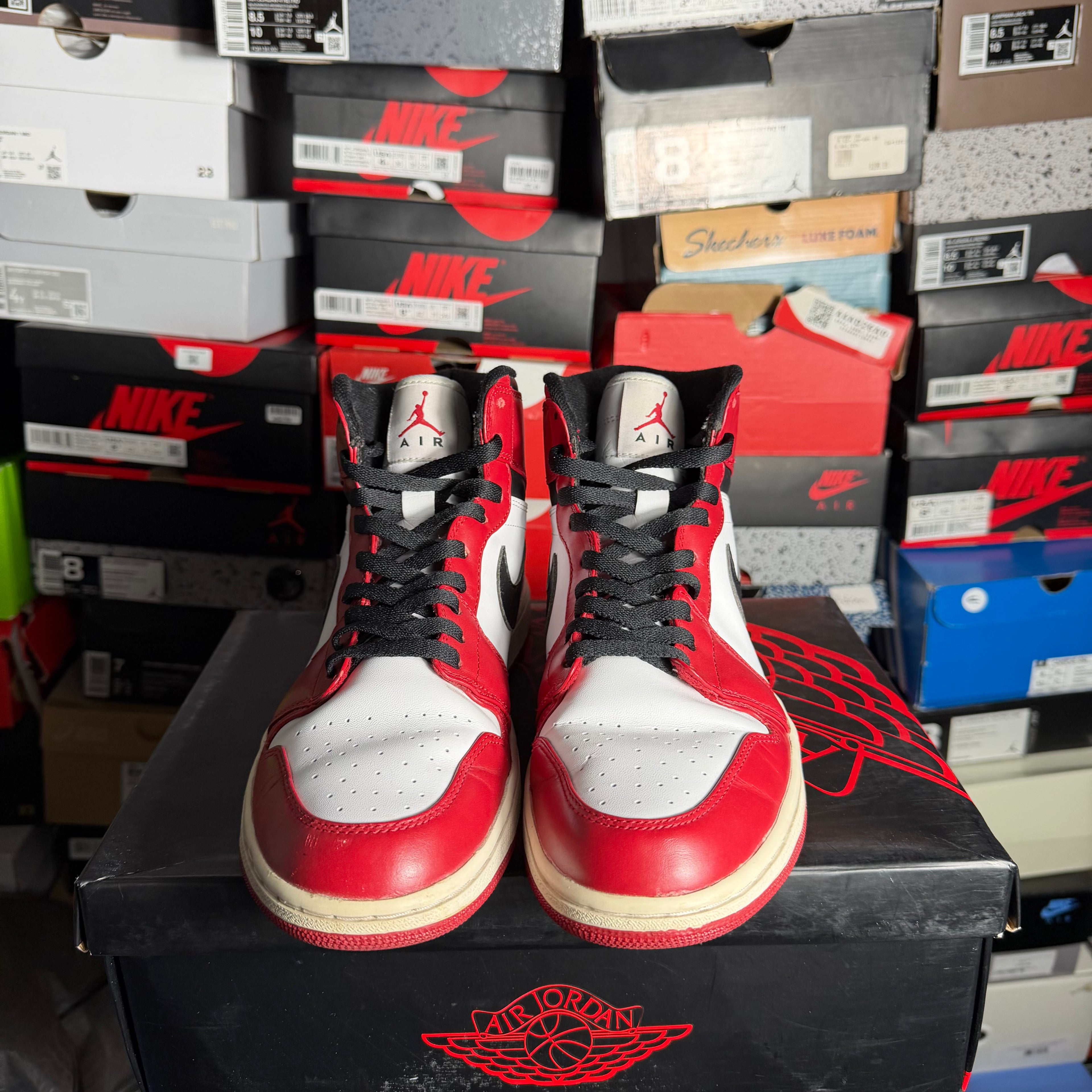 Jordan 1 Retro Chicago (2013) (Preowned)