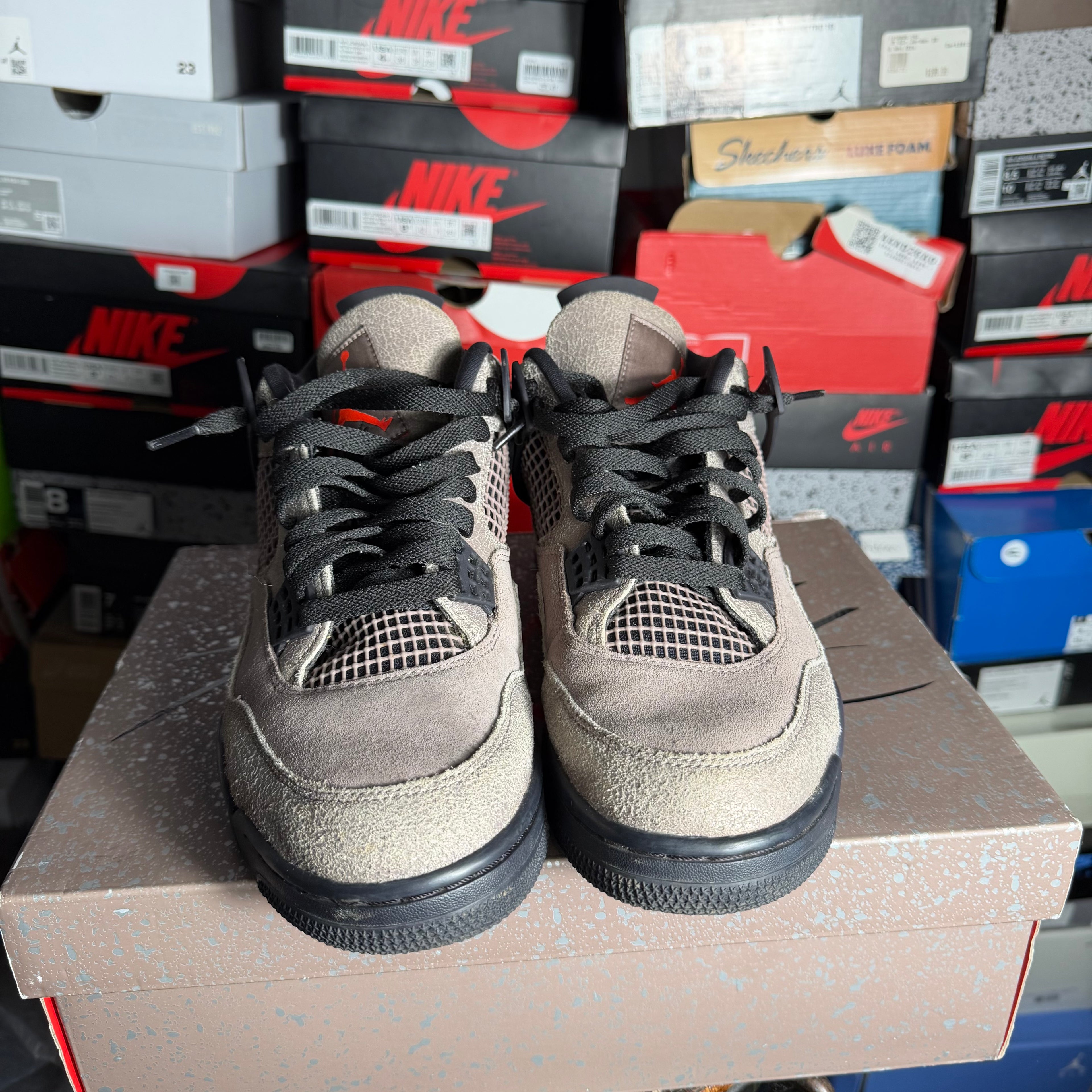 Jordan 4 Retro Taupe Haze (Preowned)