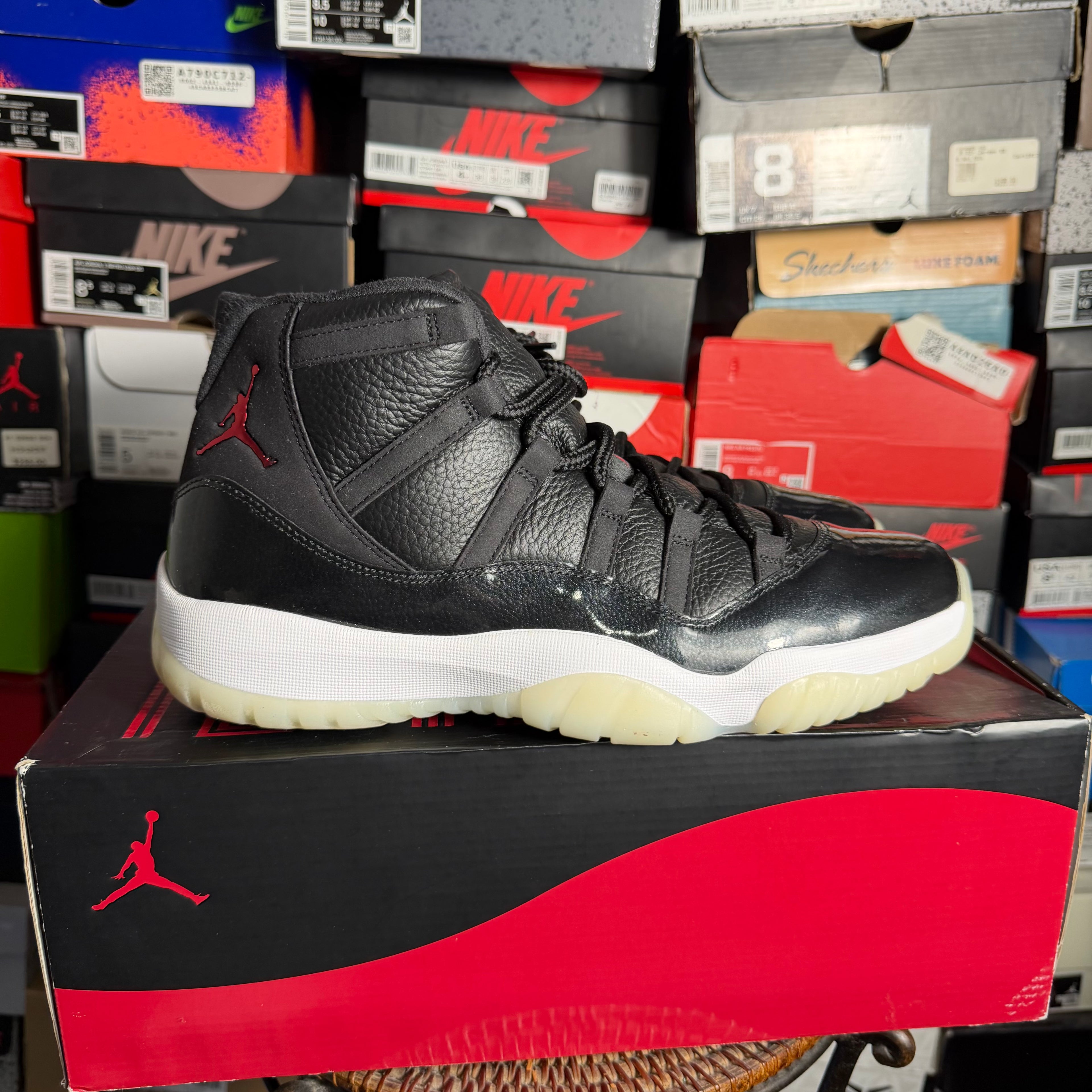 Jordan 11 Retro 72-10 (Preowned)