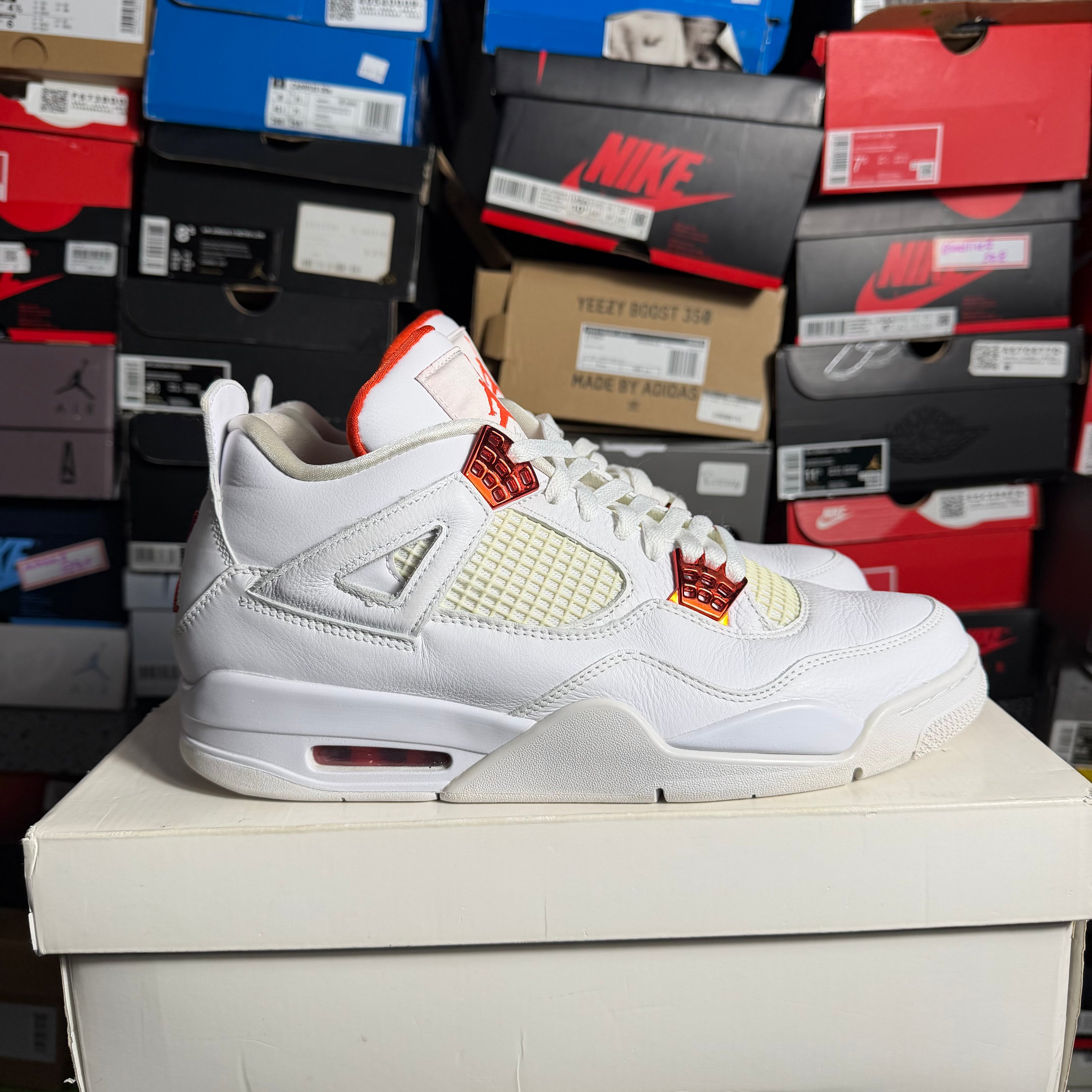 Jordan 4 Retro Metallic Orange (Preowned)