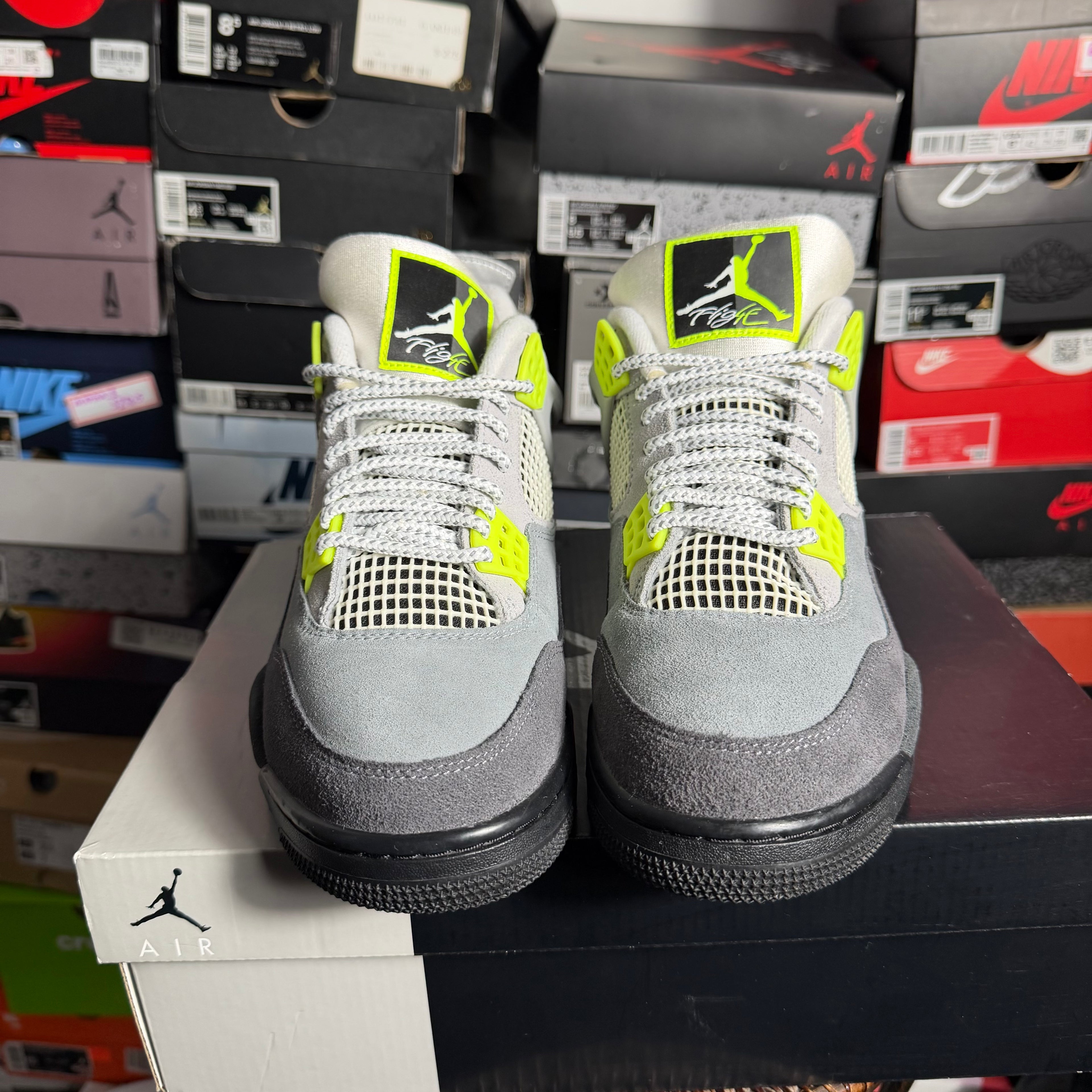 Jordan 4 Retro SE 95 Neon (Preowned)