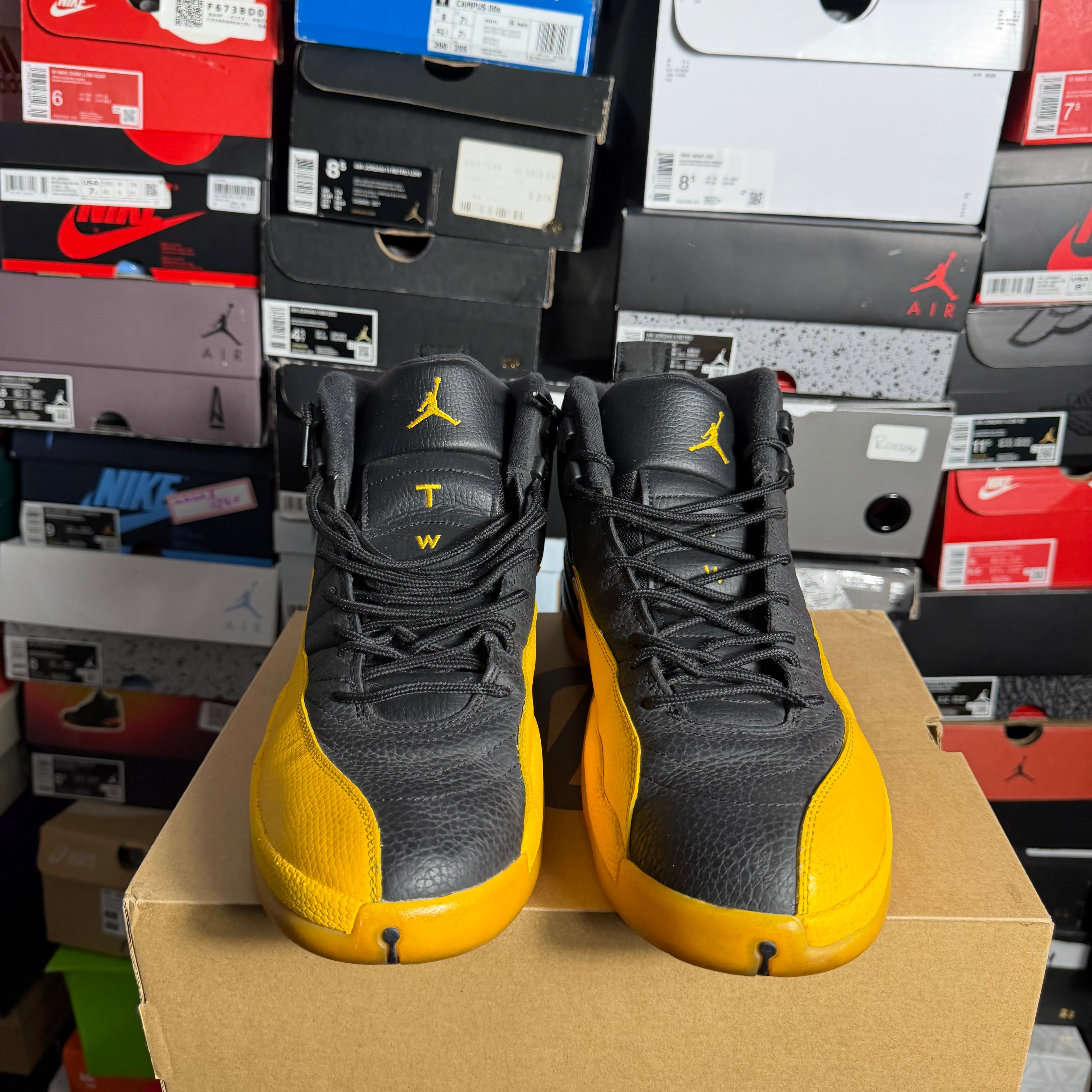 Jordan 12 Retro Black University Gold (Preowned)