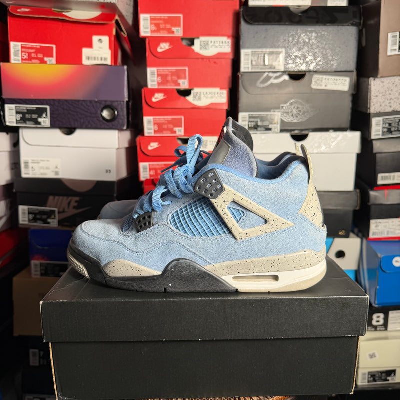 Jordan 4 Retro University Blue (Preowned)
