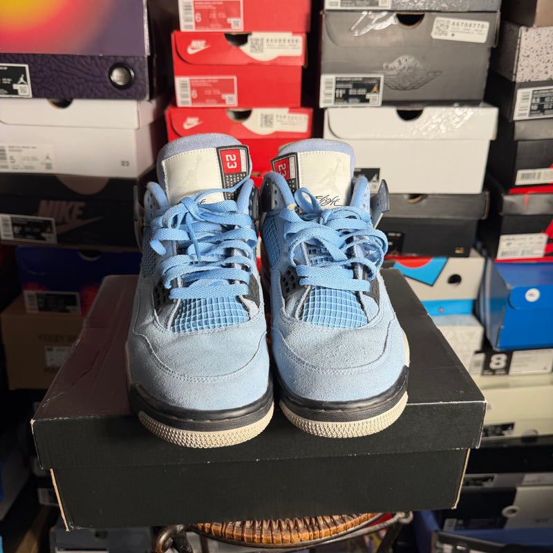 Jordan 4 Retro University Blue (Preowned)