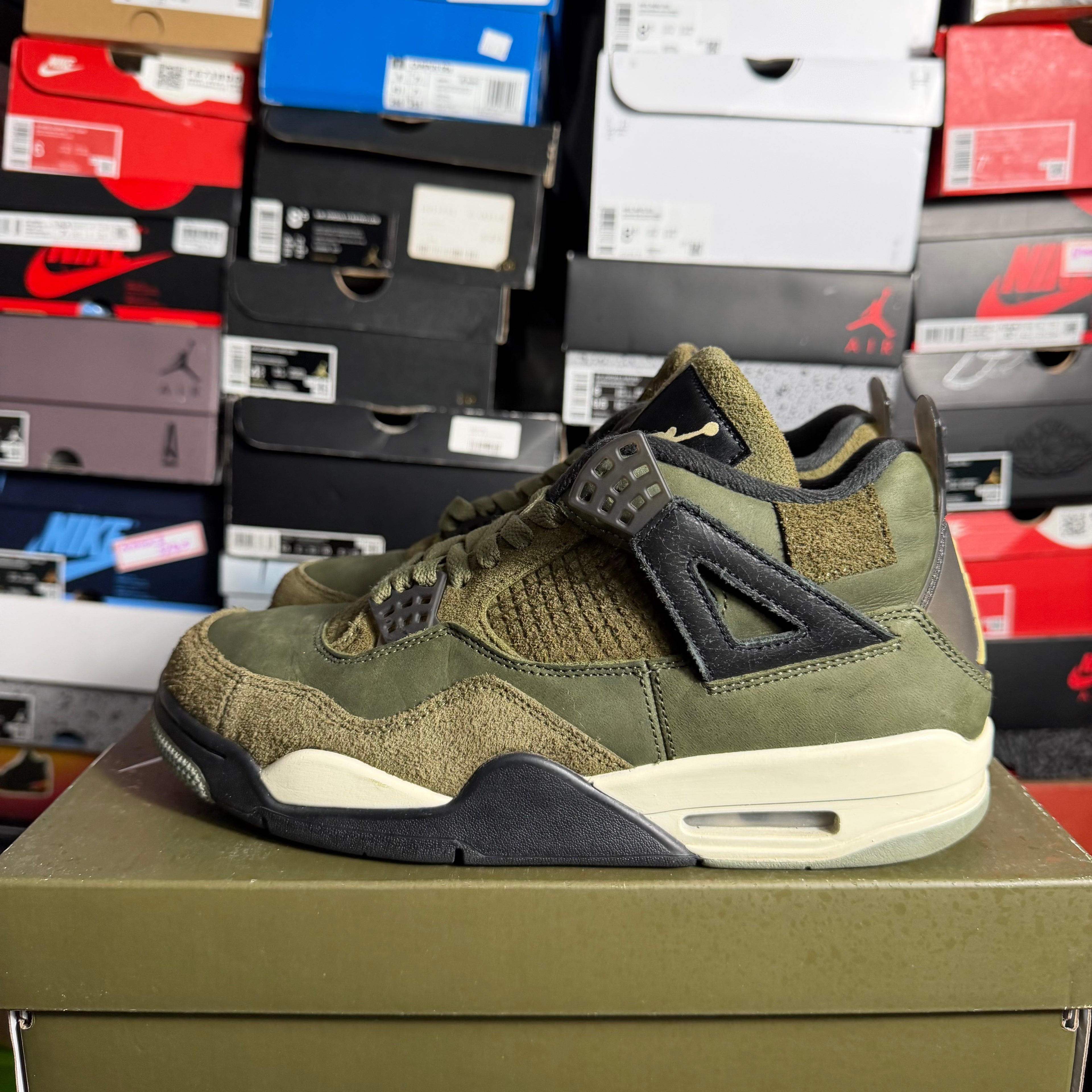 Jordan 4 Retro SE Craft Medium Olive (Preowned)