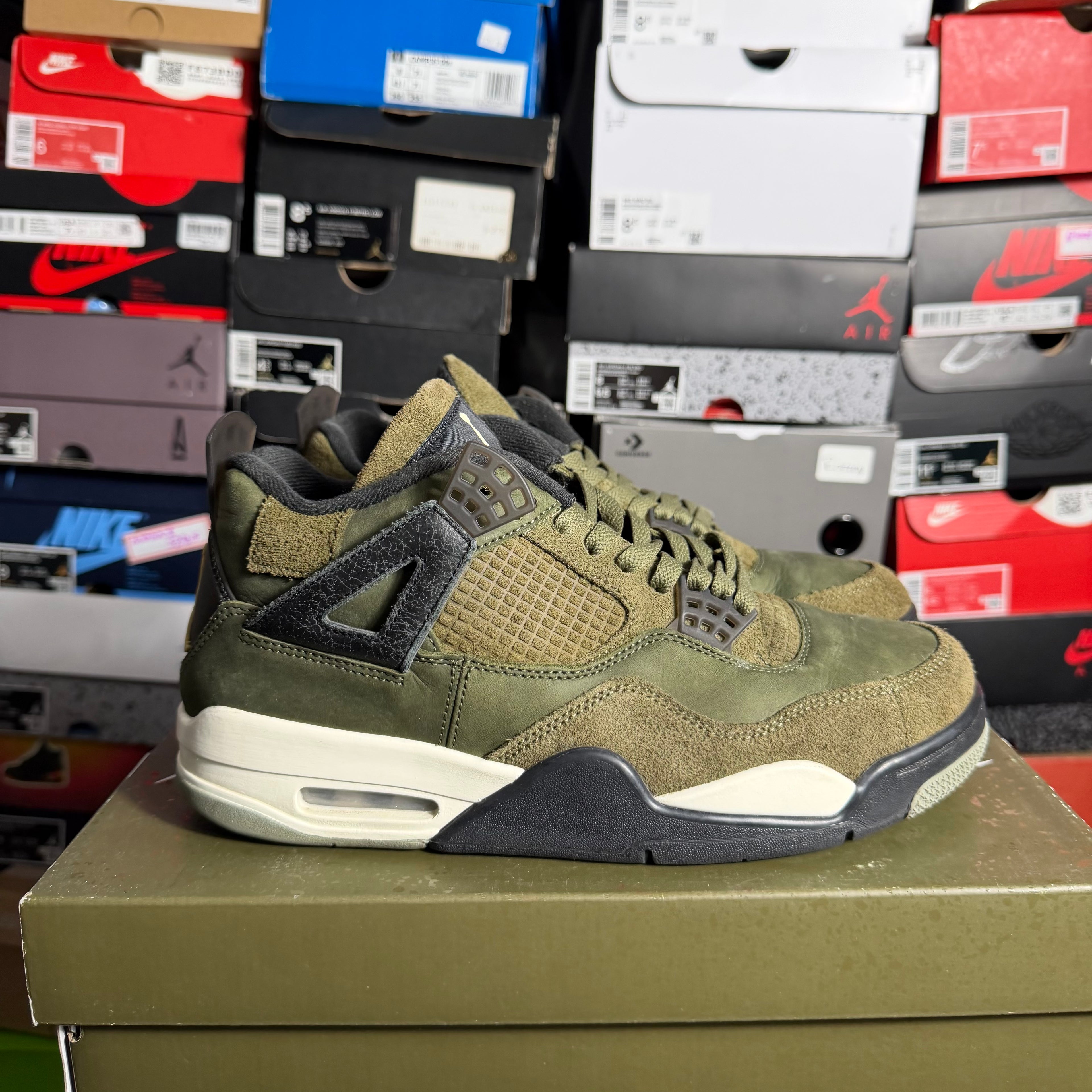 Jordan 4 Retro SE Craft Medium Olive (Preowned)
