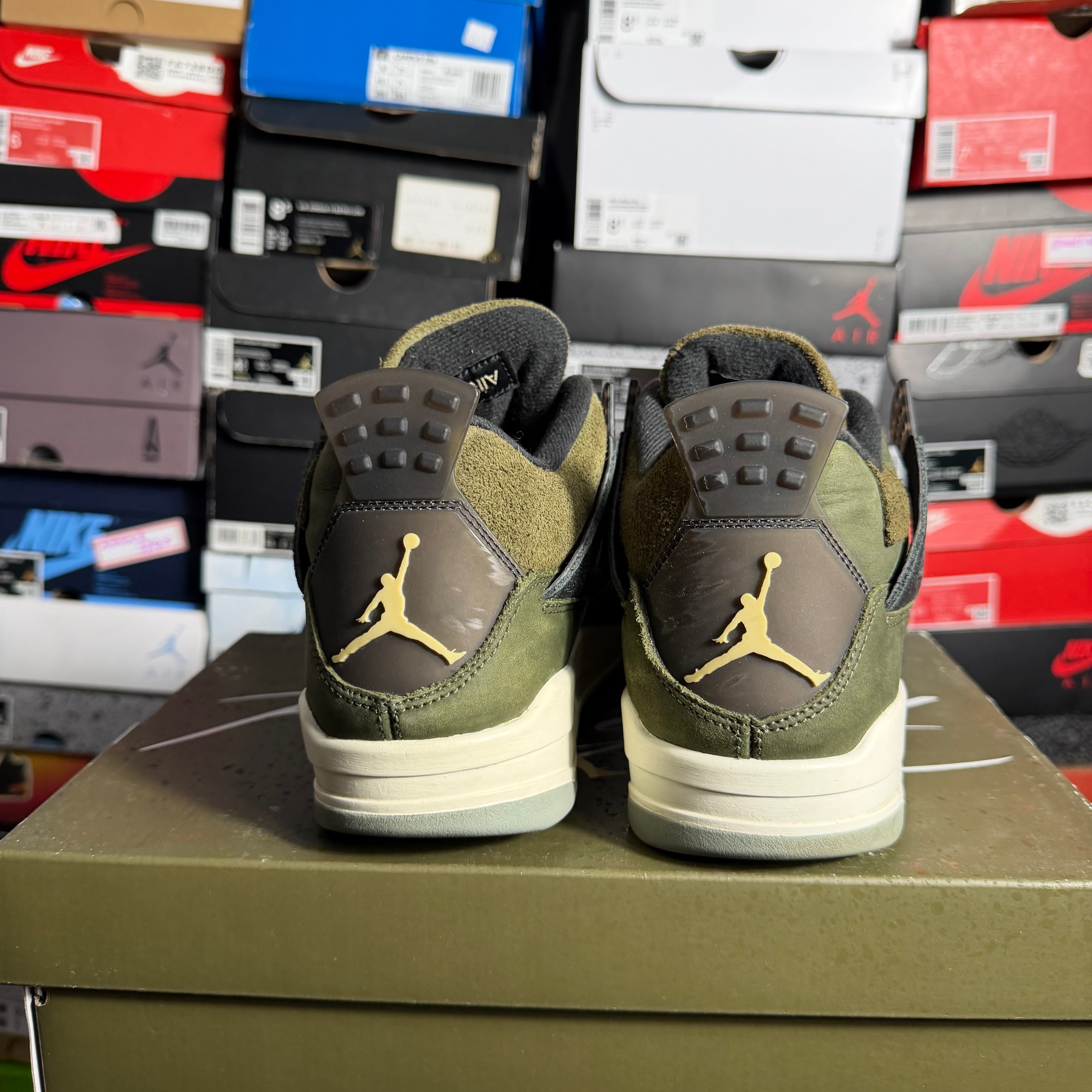 Jordan 4 Retro SE Craft Medium Olive (Preowned)