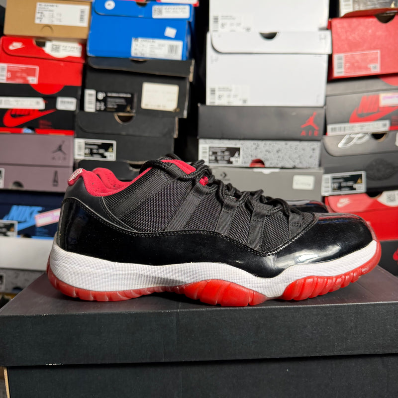 Jordan 11 Retro Low Bred (2015) (Preowned)