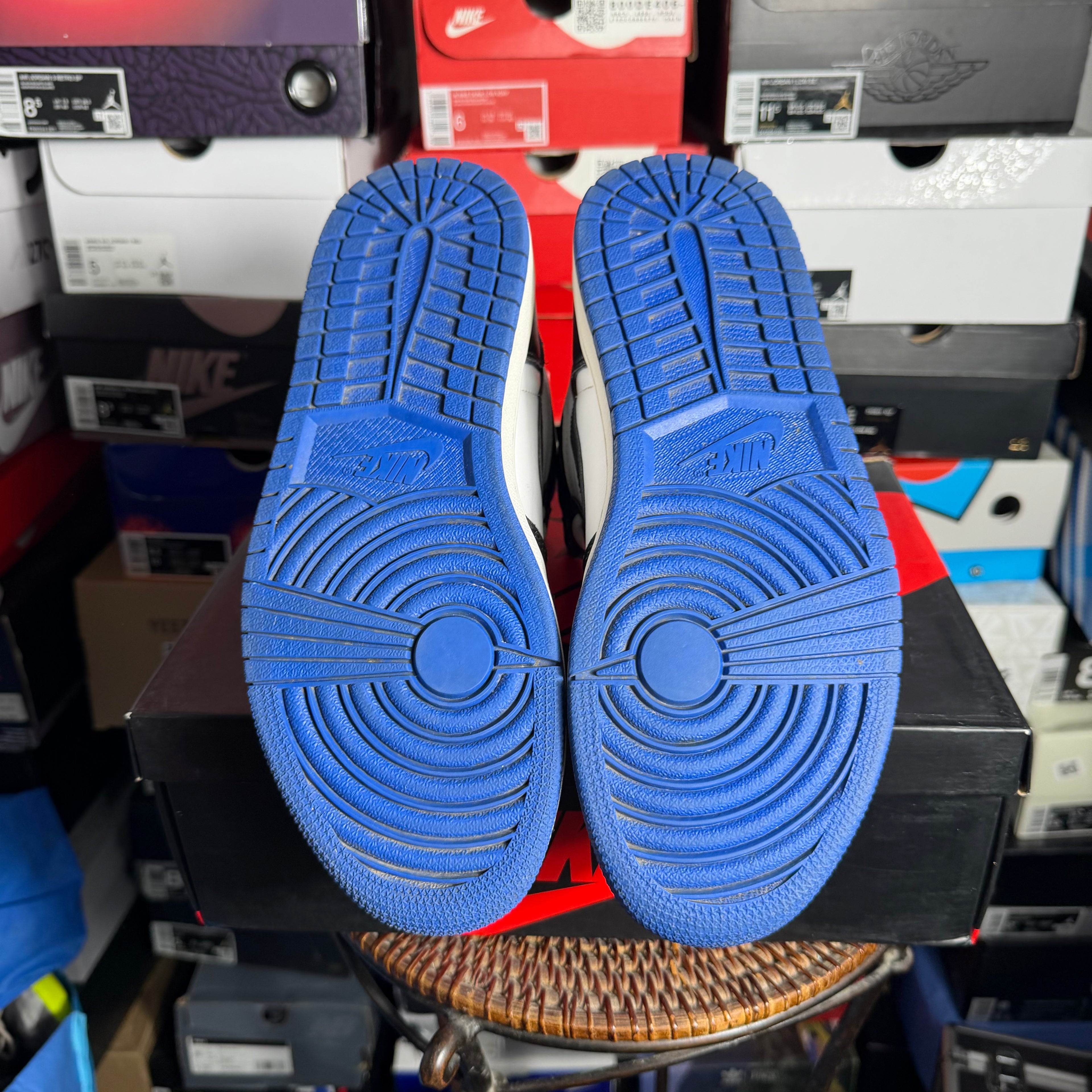 Jordan 1 Retro High Royal Toe (Preowned) (Sz 8.5)