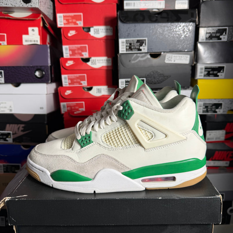 Jordan 4 Retro SB Pine Green (Preowned) (Sz 12)