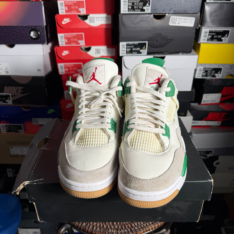 Jordan 4 Retro SB Pine Green (Preowned) (Sz 12)