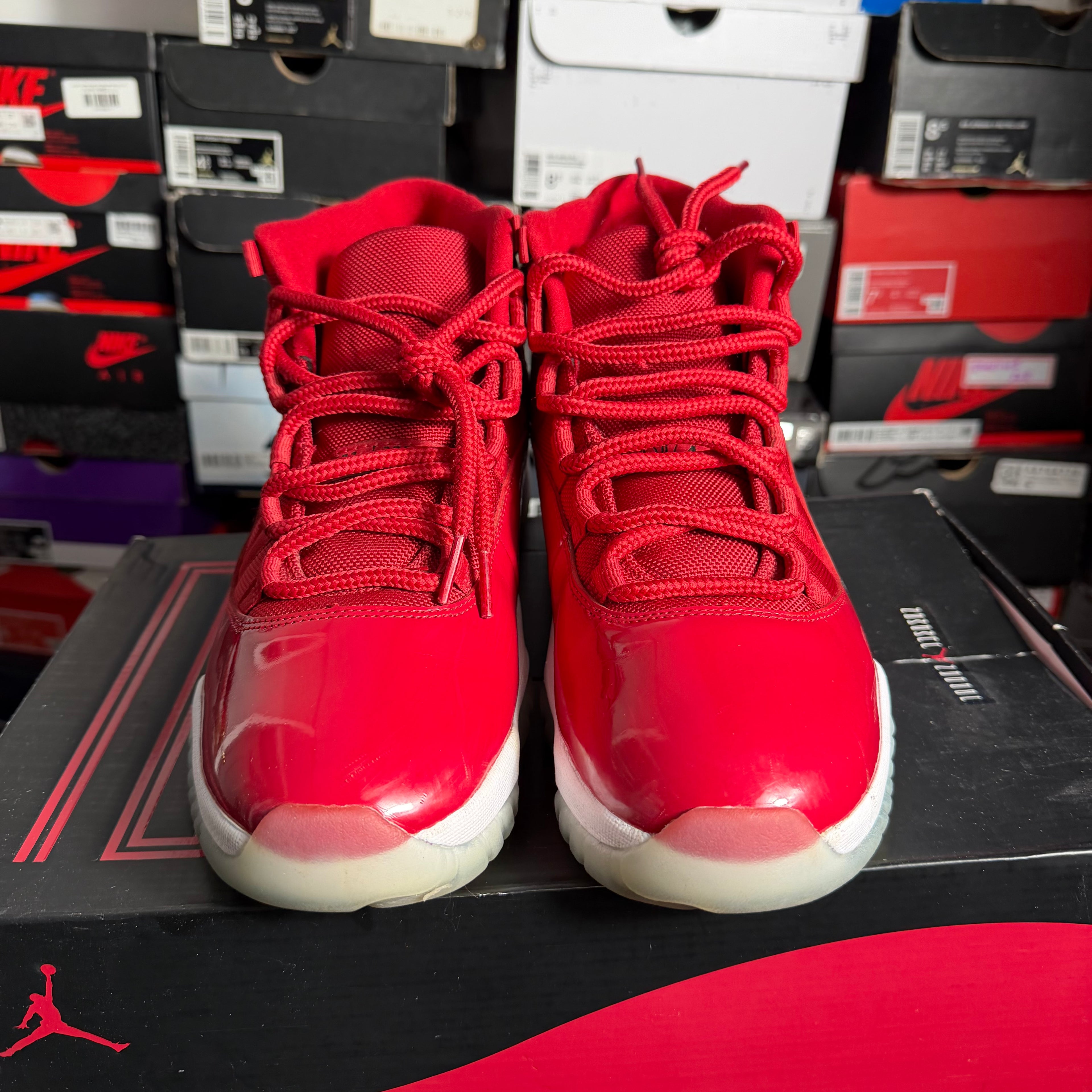 Jordan 11 Retro Win Like 96 (Preowned)