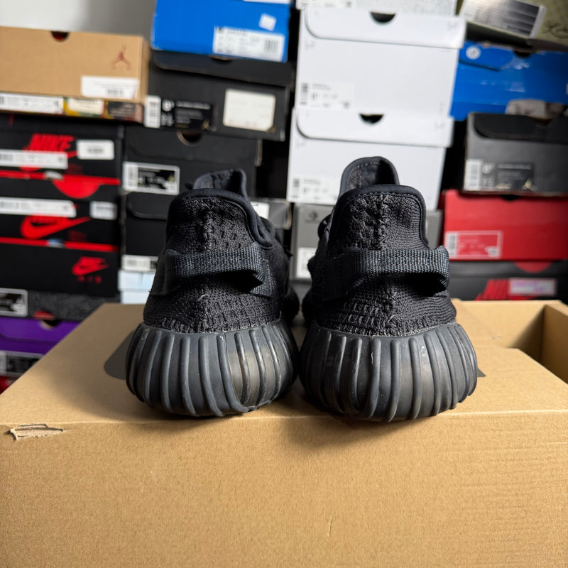 adidas Yeezy Boost 350 V2 Onyx (Preowned)