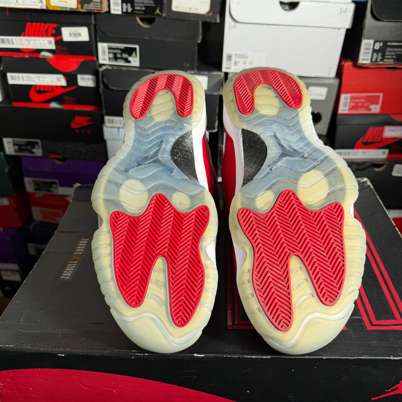 Jordan 11 Retro Win Like 96 (Preowned)